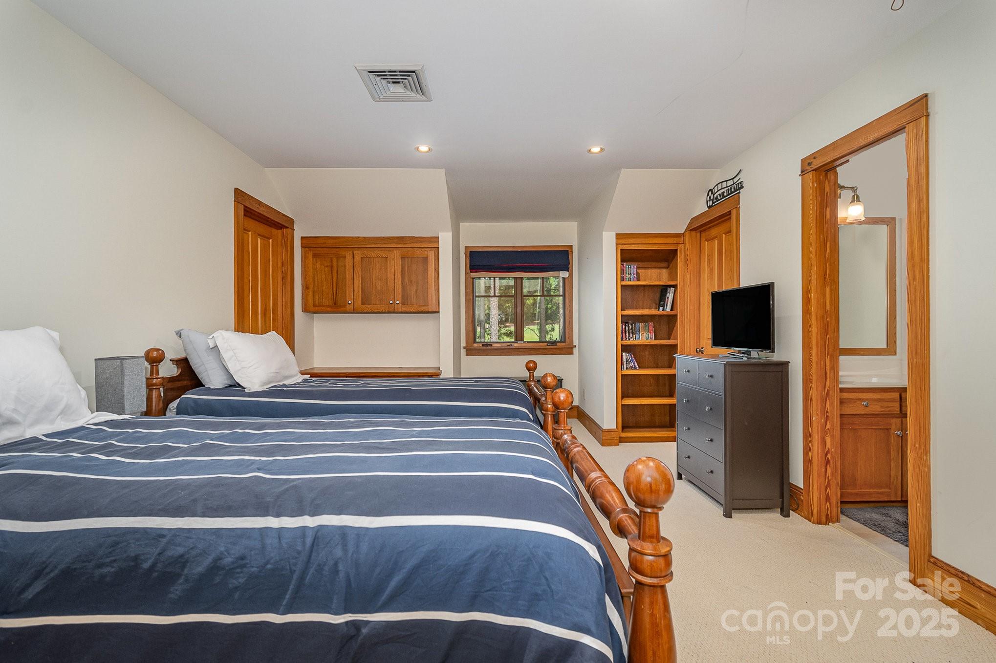 177 Yadkin Falls Road Property Photo 17