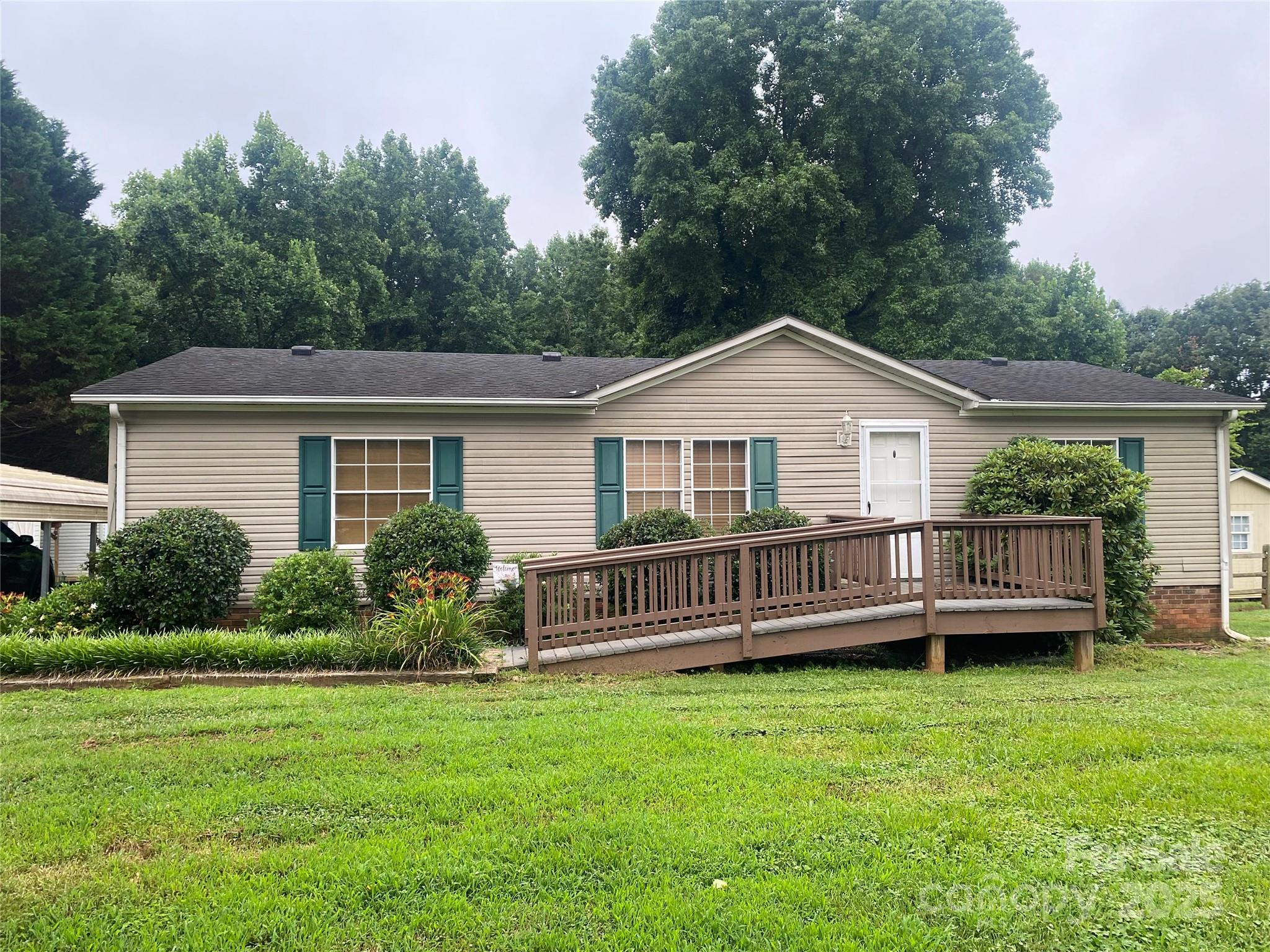 117 Haystack Lane Property Photo 3