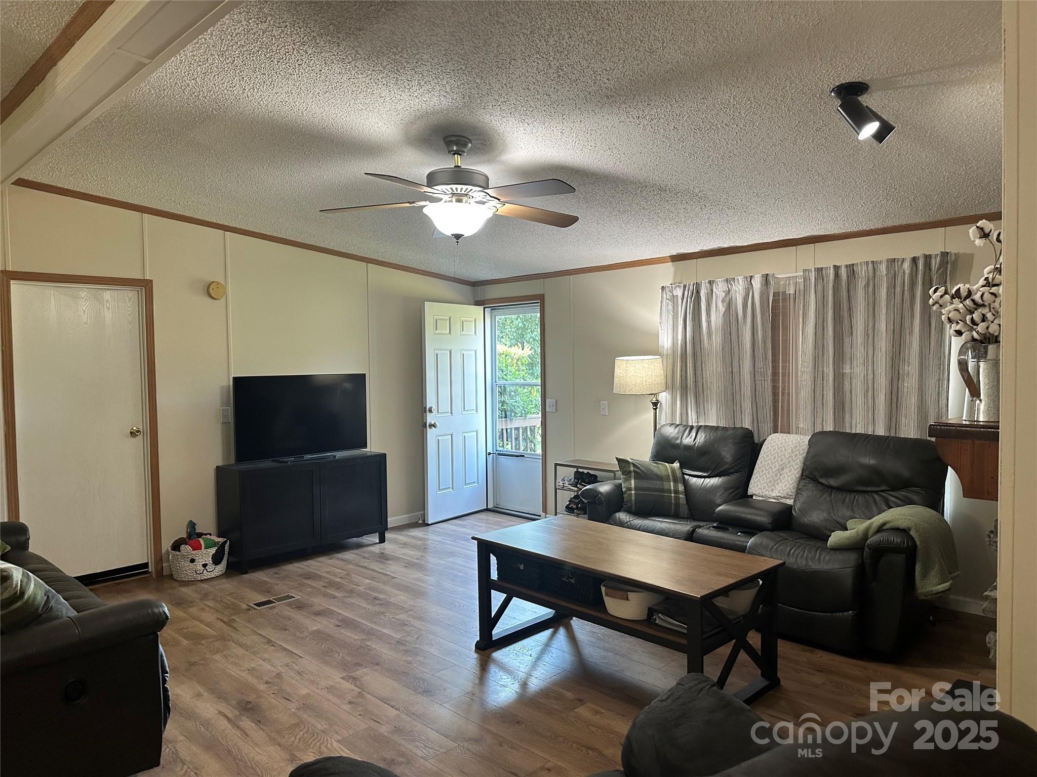 117 Haystack Lane Property Photo 7