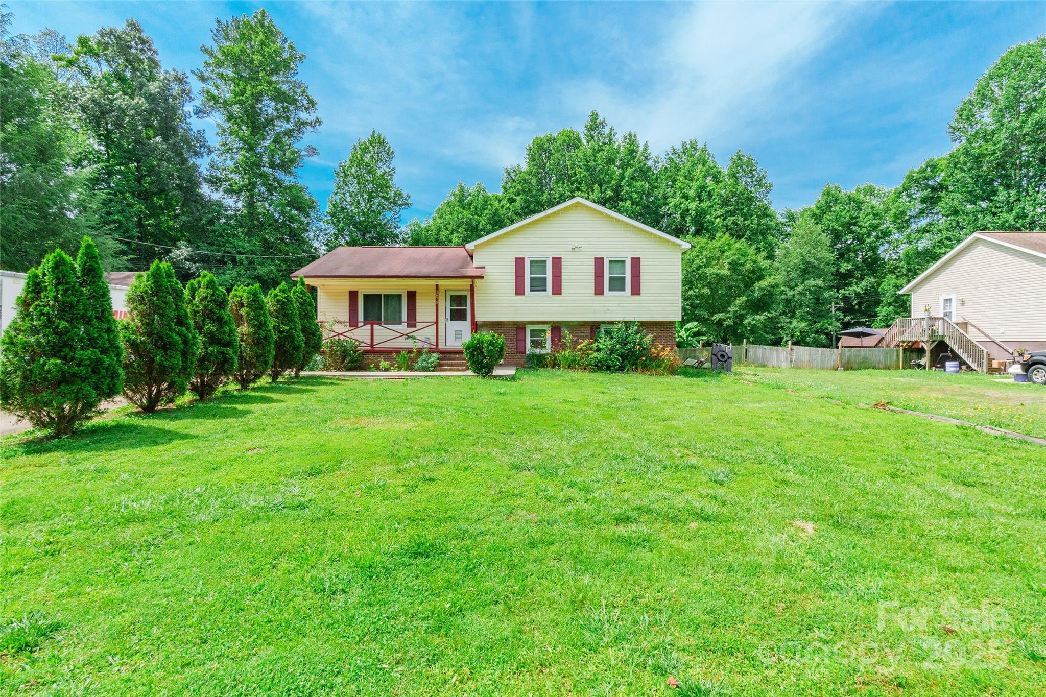2675 Tablerock Road Property Photo 1