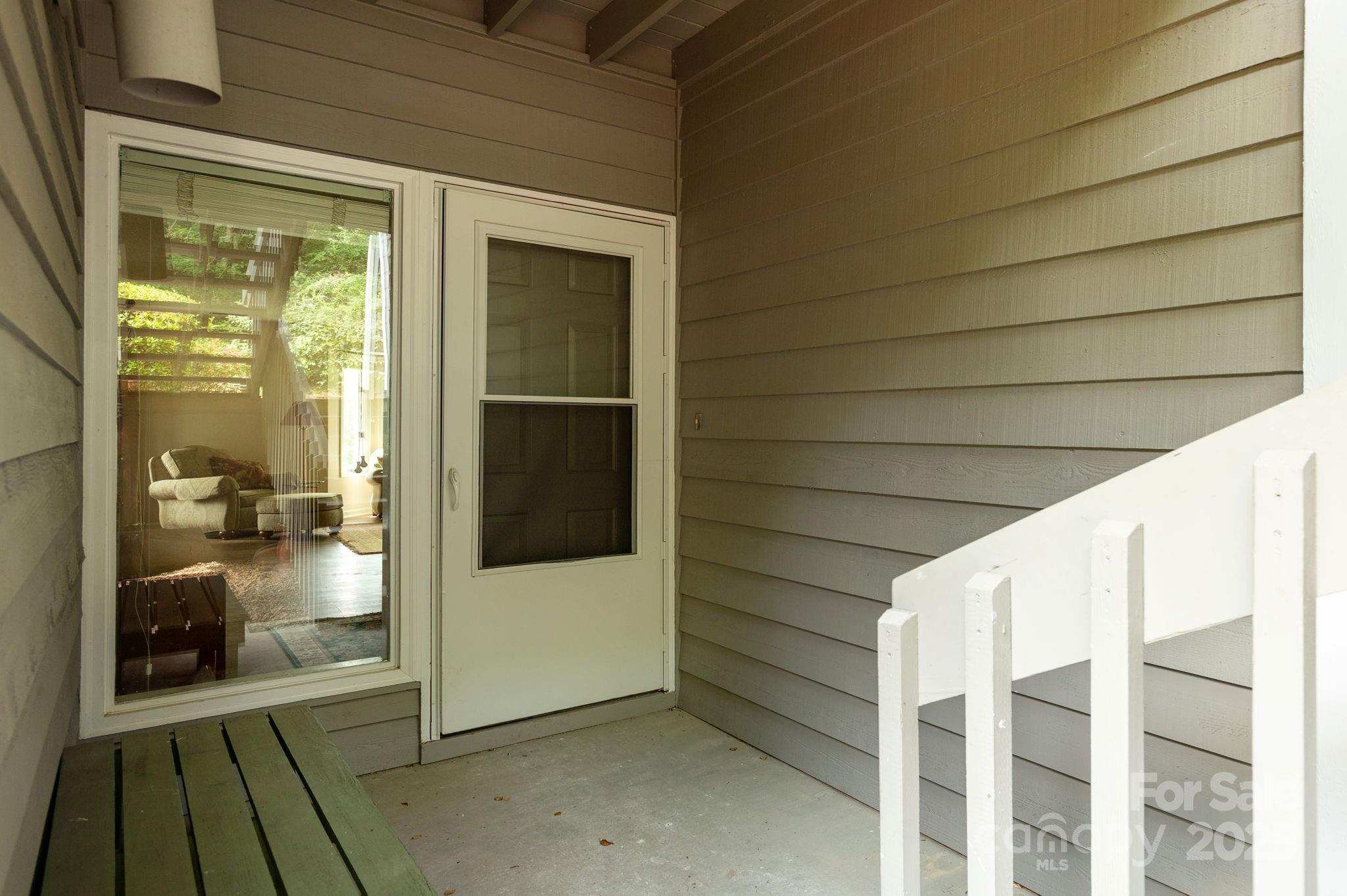 103 Golfside Drive Property Photo 2
