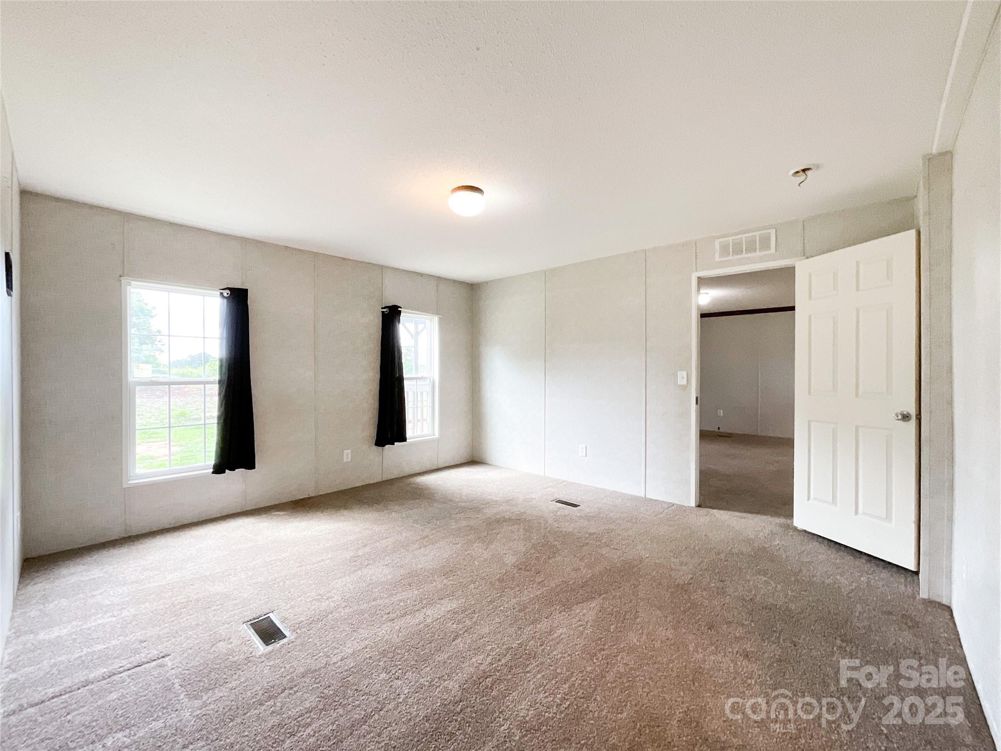 5321 State Line Road Property Photo 12