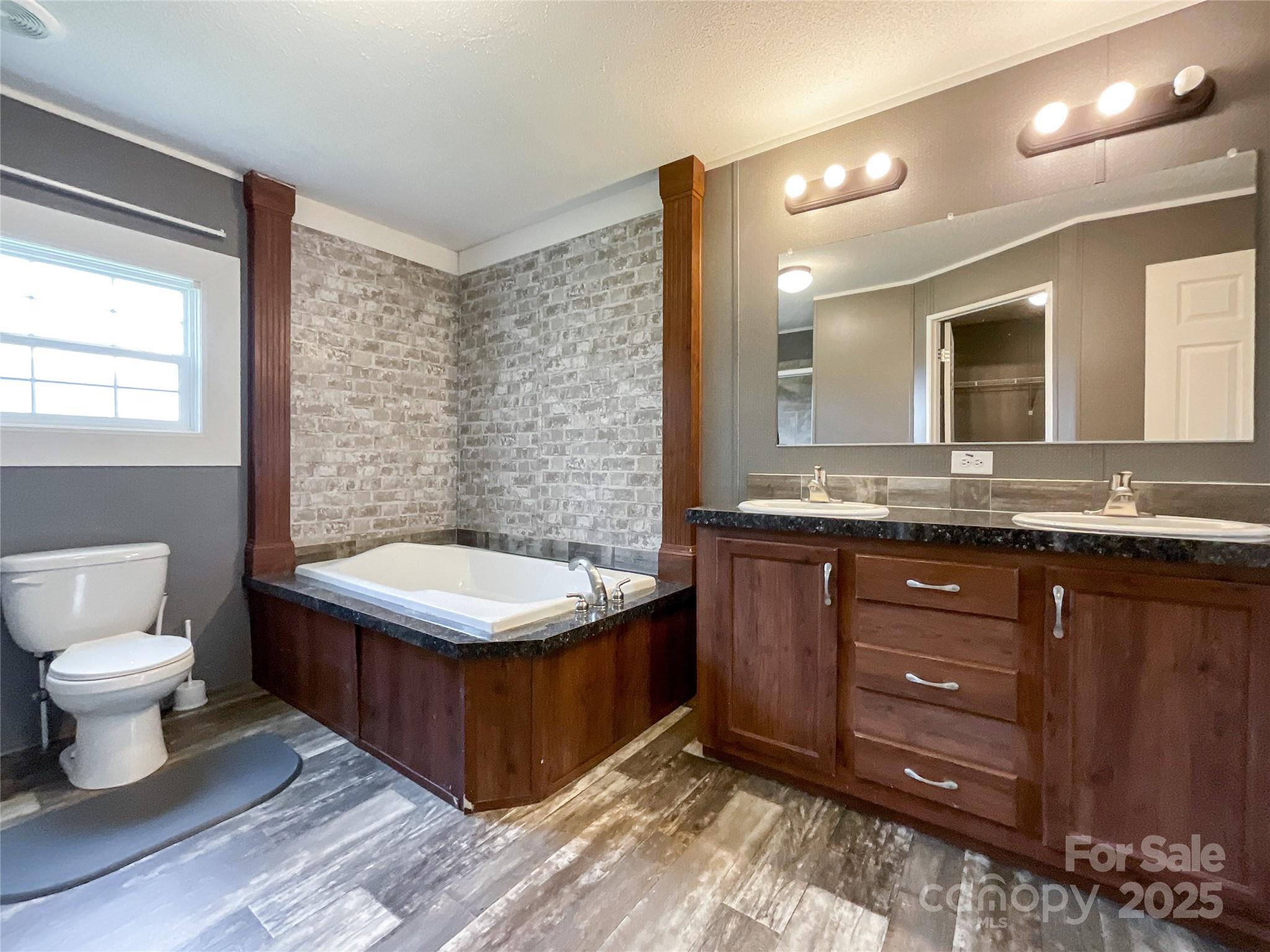 5321 State Line Road Property Photo 17