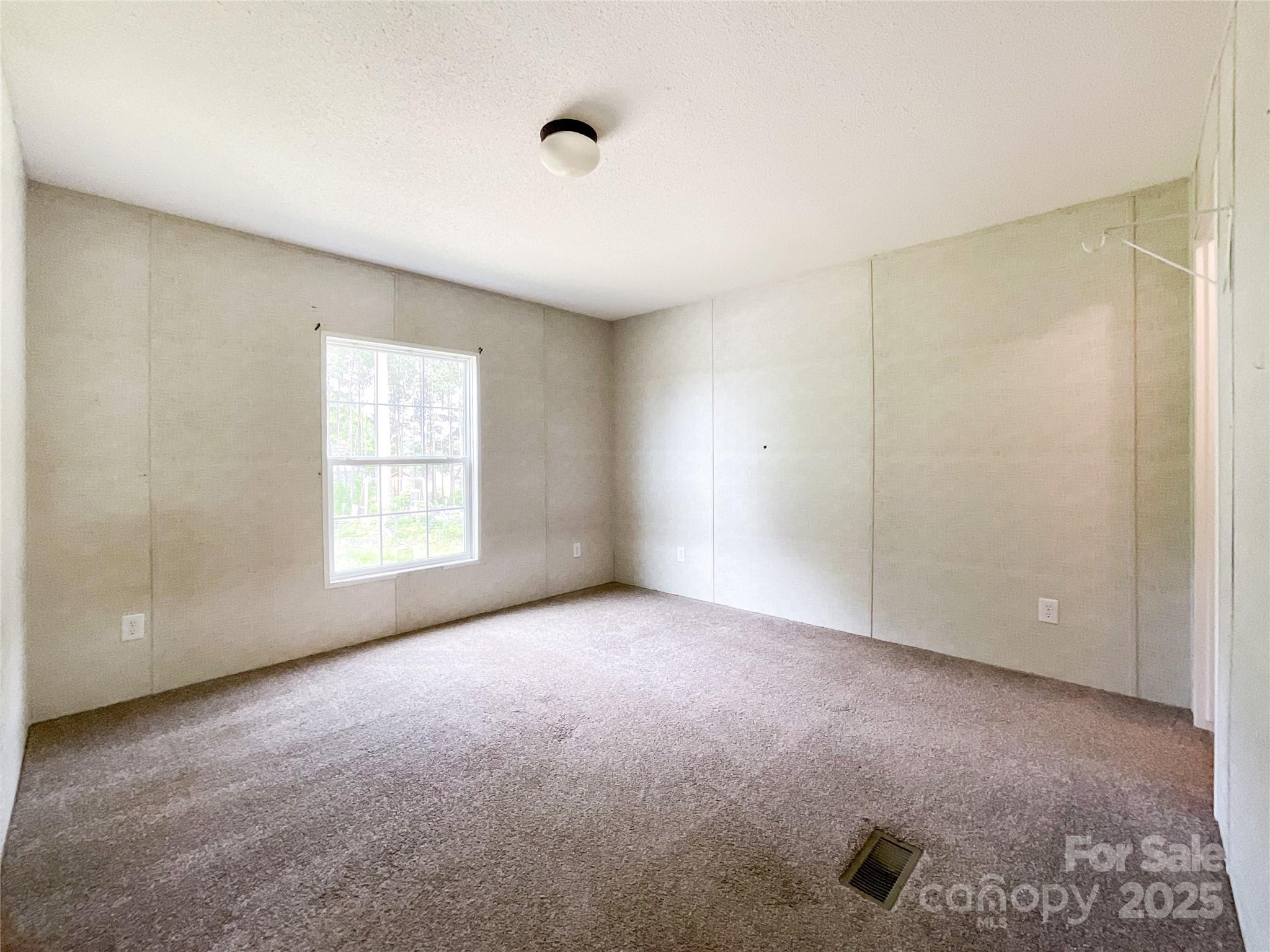 5321 State Line Road Property Photo 24