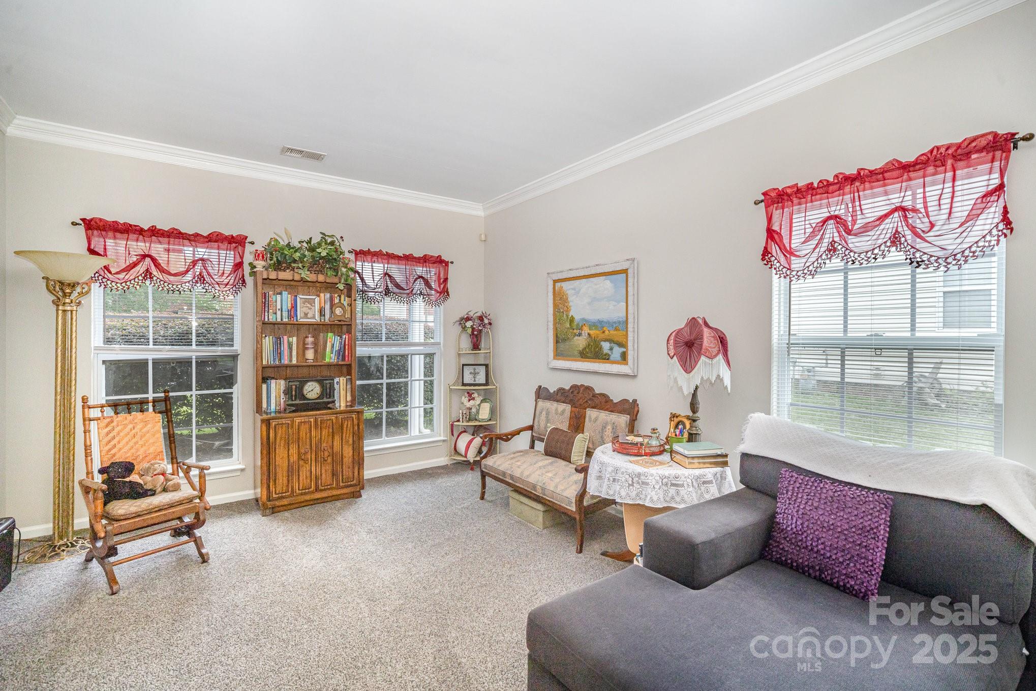 4835 Chesney Street Property Photo 6