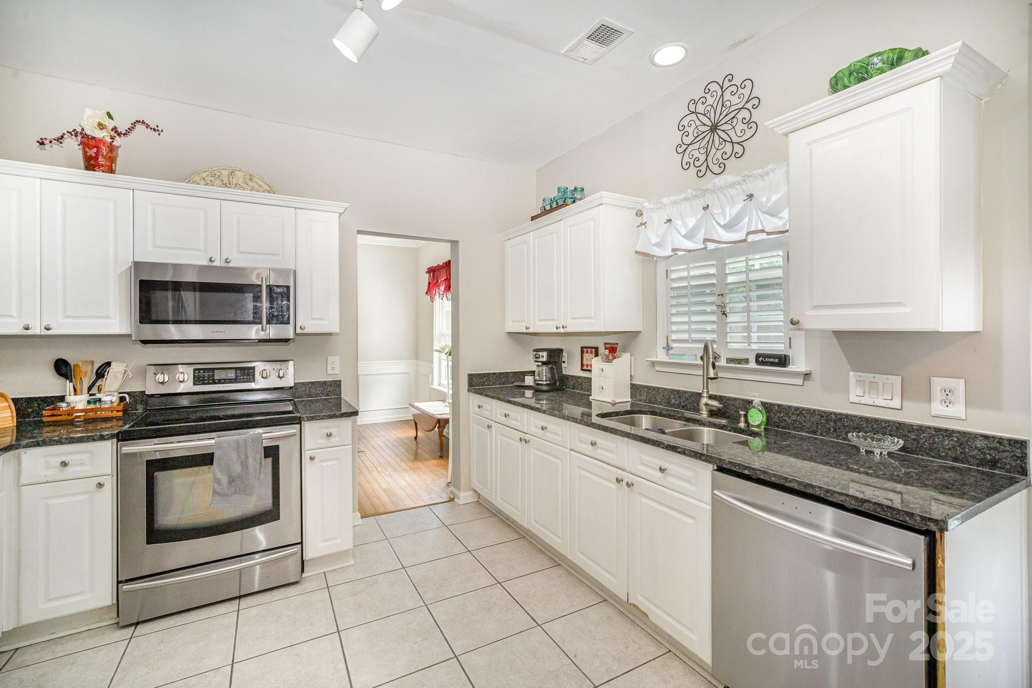 4835 Chesney Street Property Photo 11