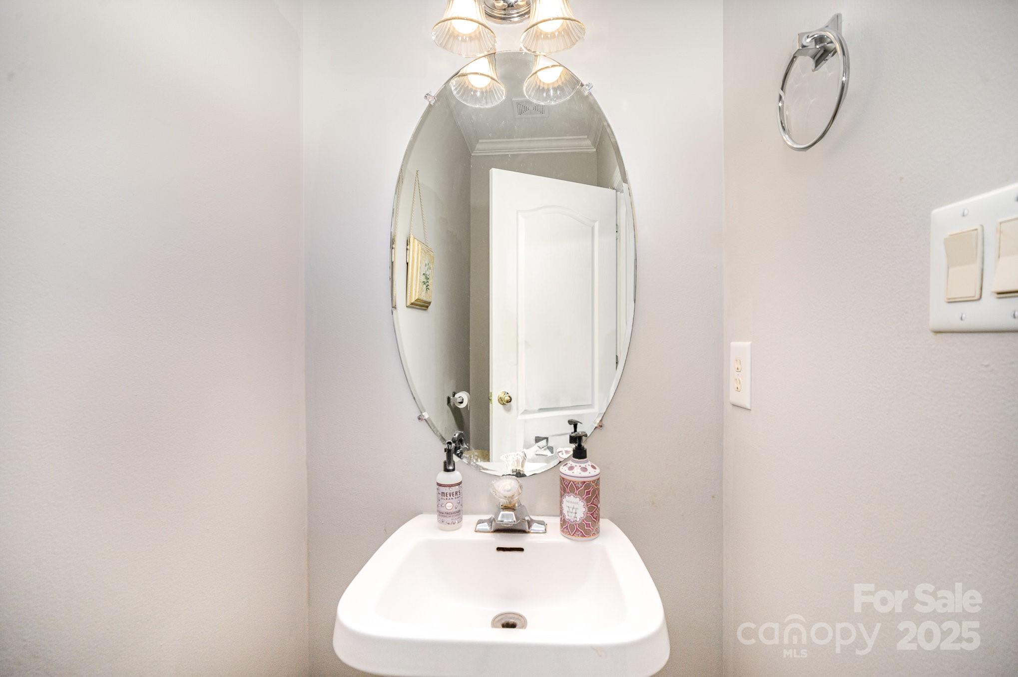 4835 Chesney Street Property Photo 17