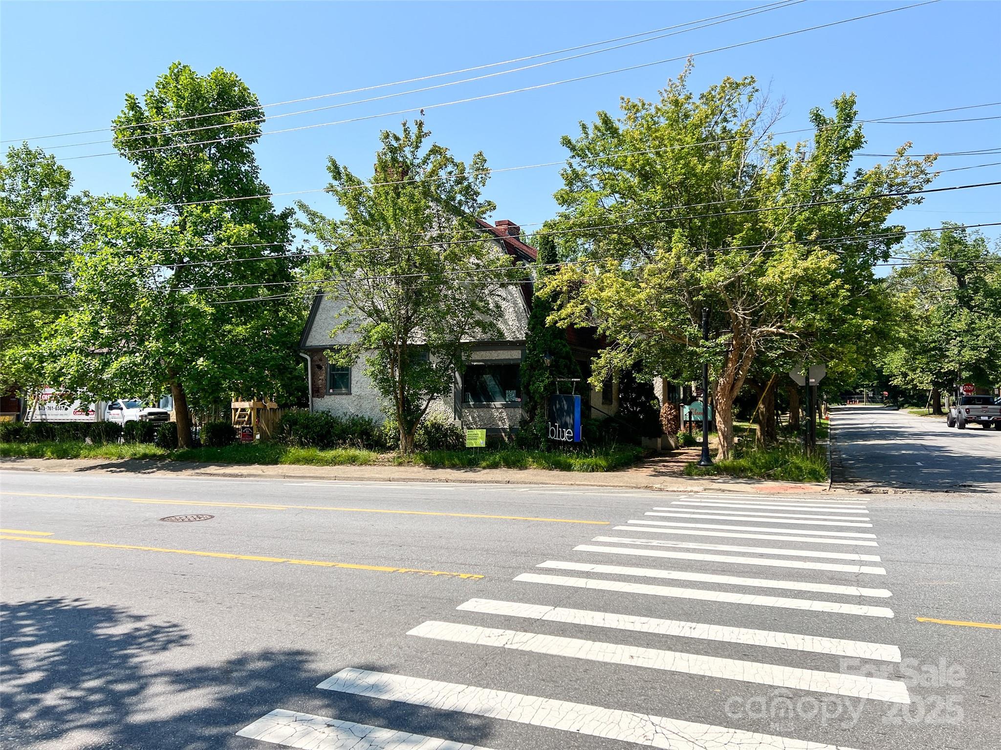 1 Swan Street Property Photo 6