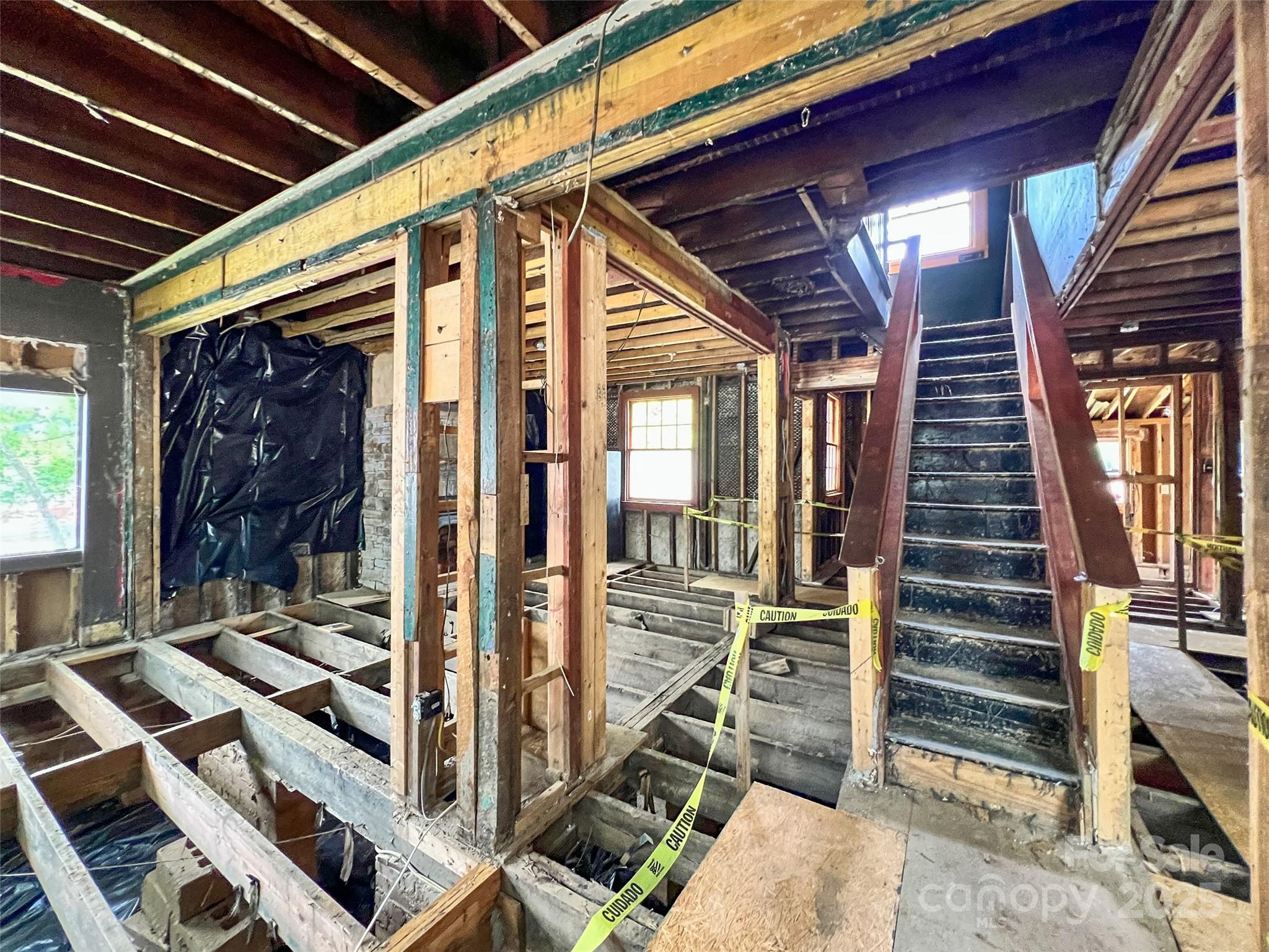 1 Swan Street Property Photo 20