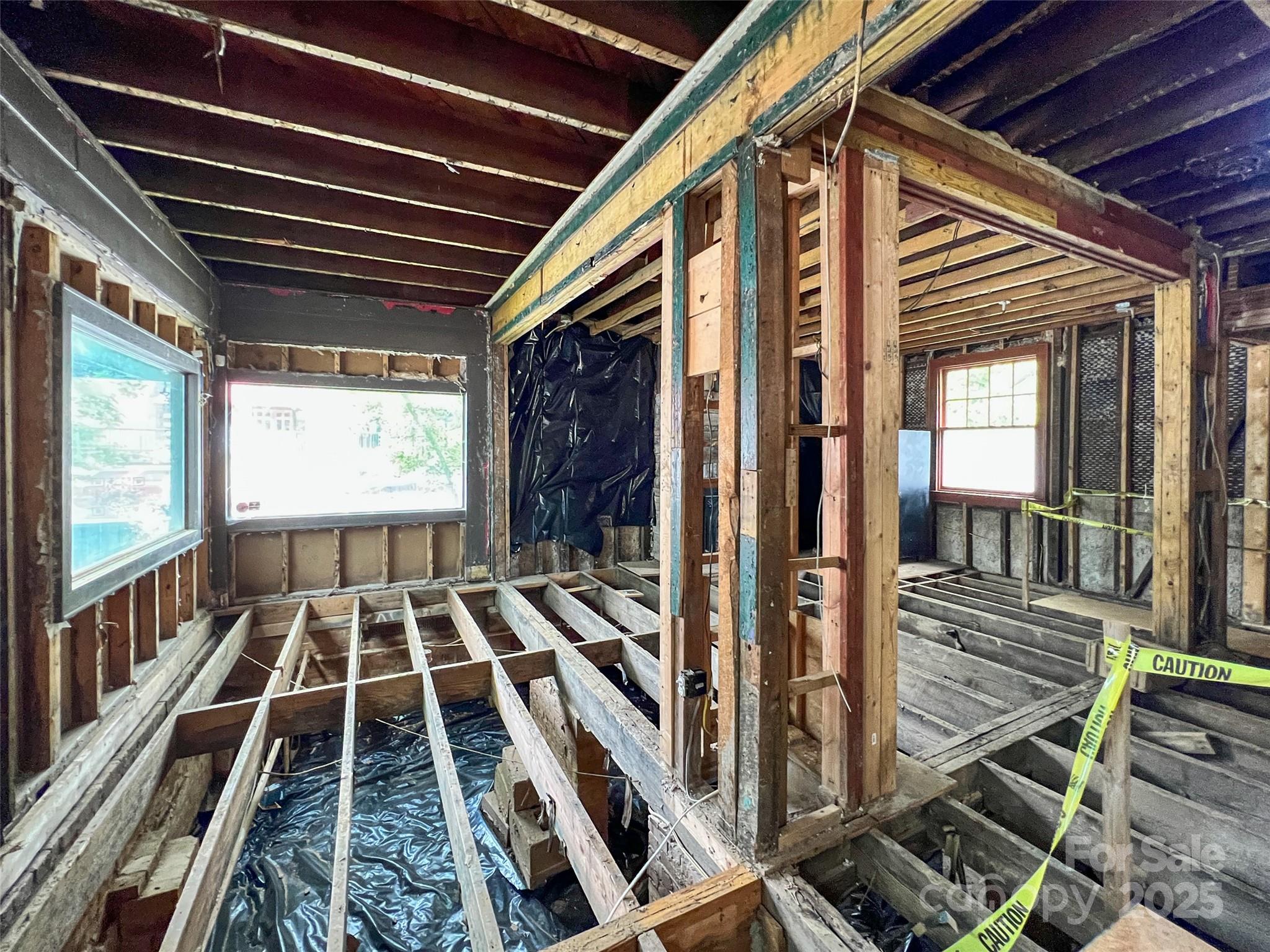1 Swan Street Property Photo 21