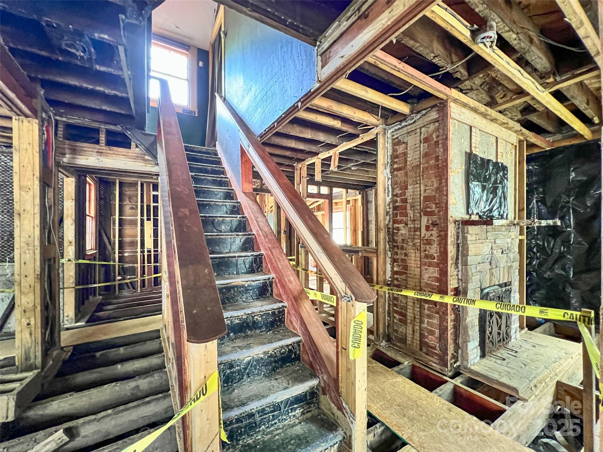 1 Swan Street Property Photo 23