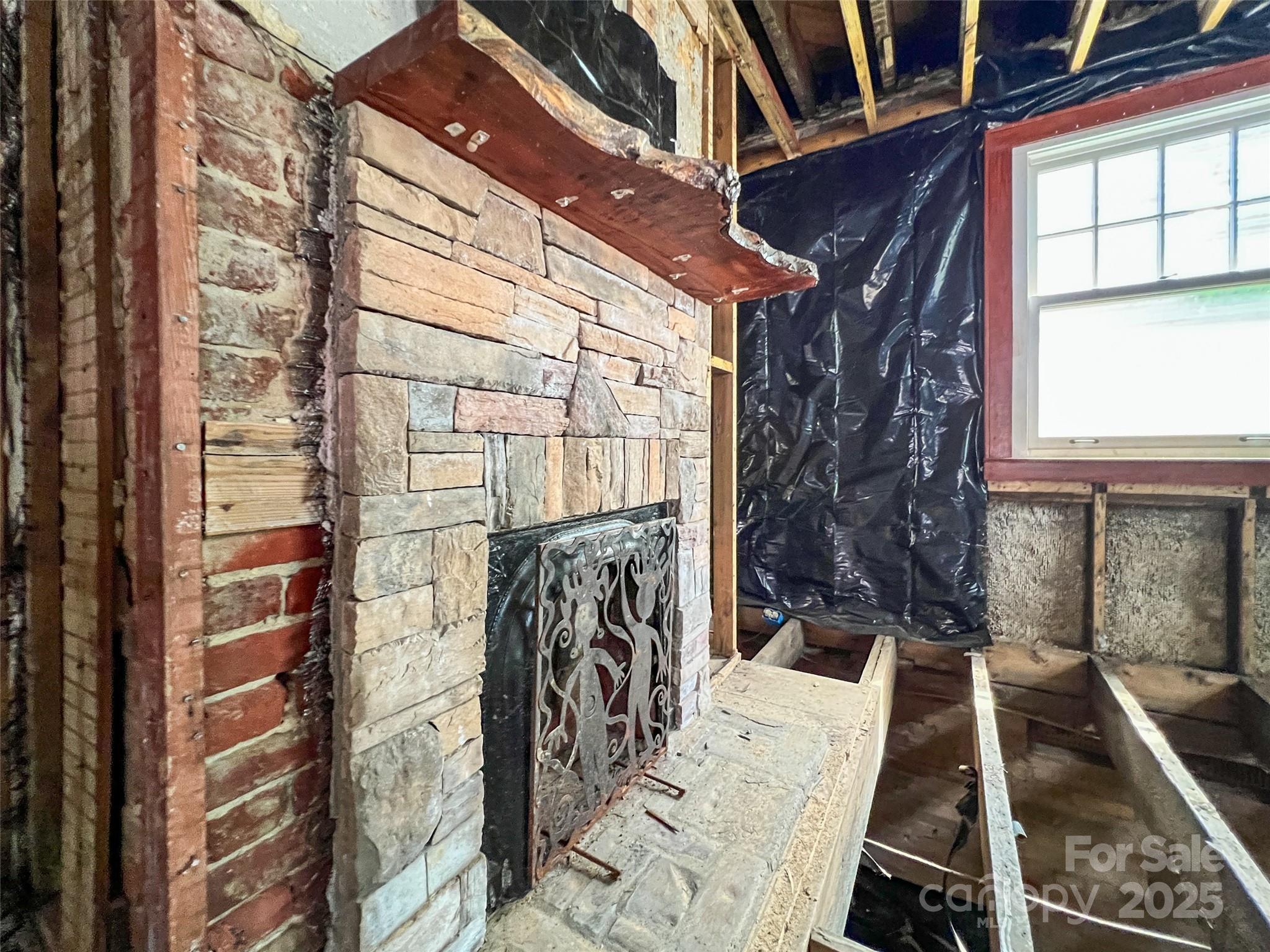 1 Swan Street Property Photo 24