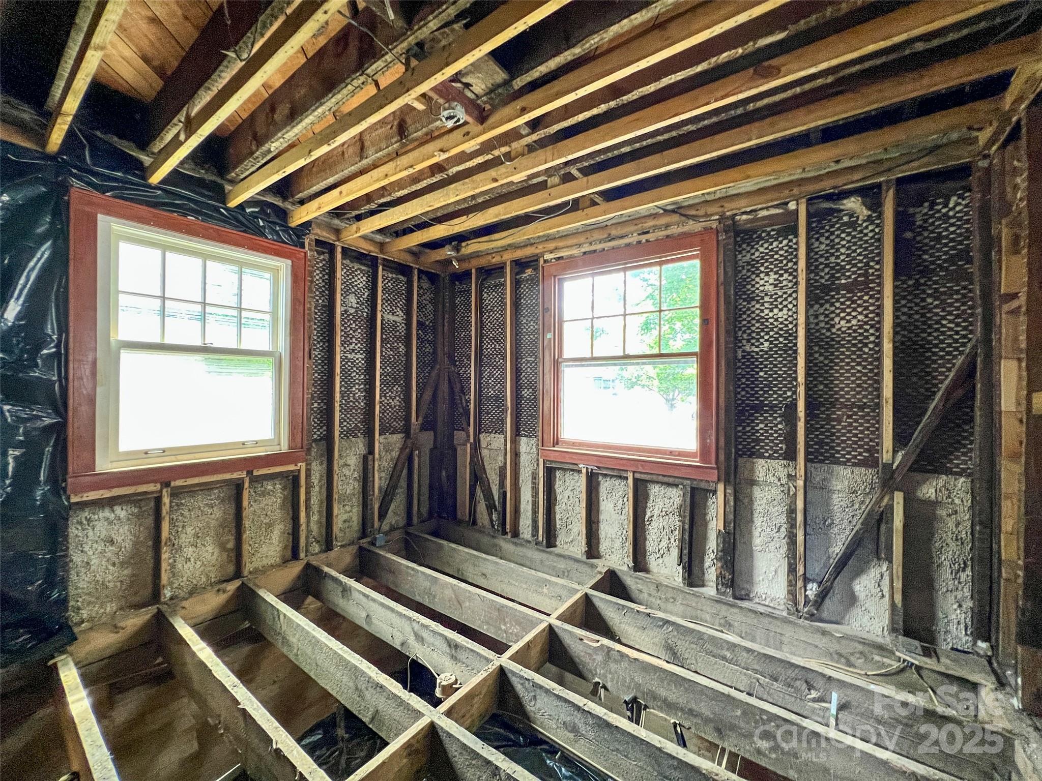 1 Swan Street Property Photo 25