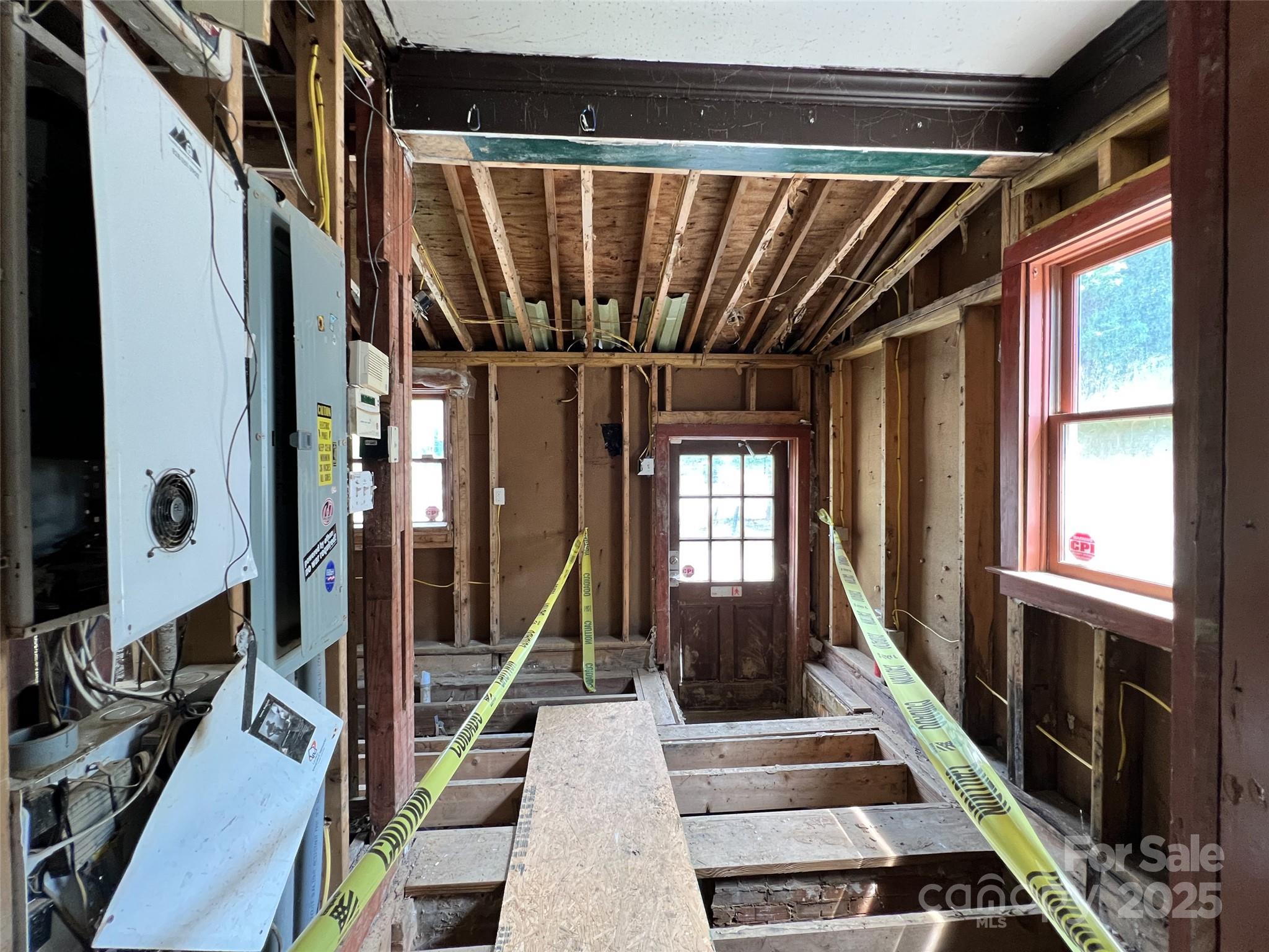 1 Swan Street Property Photo 28