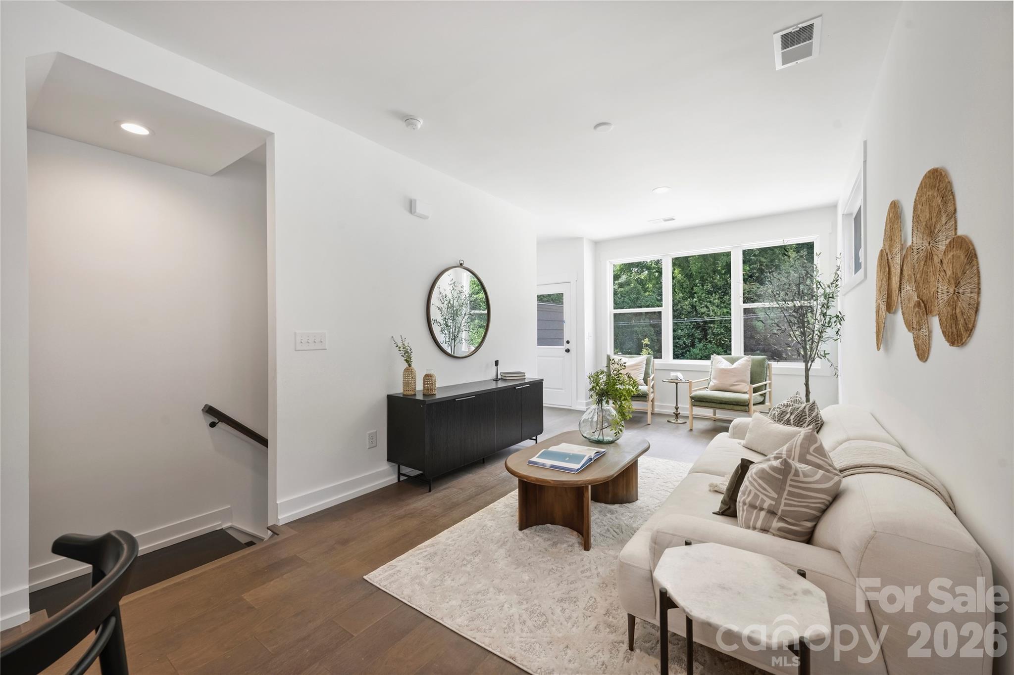 209 Coxe Avenue A Property Photo 7