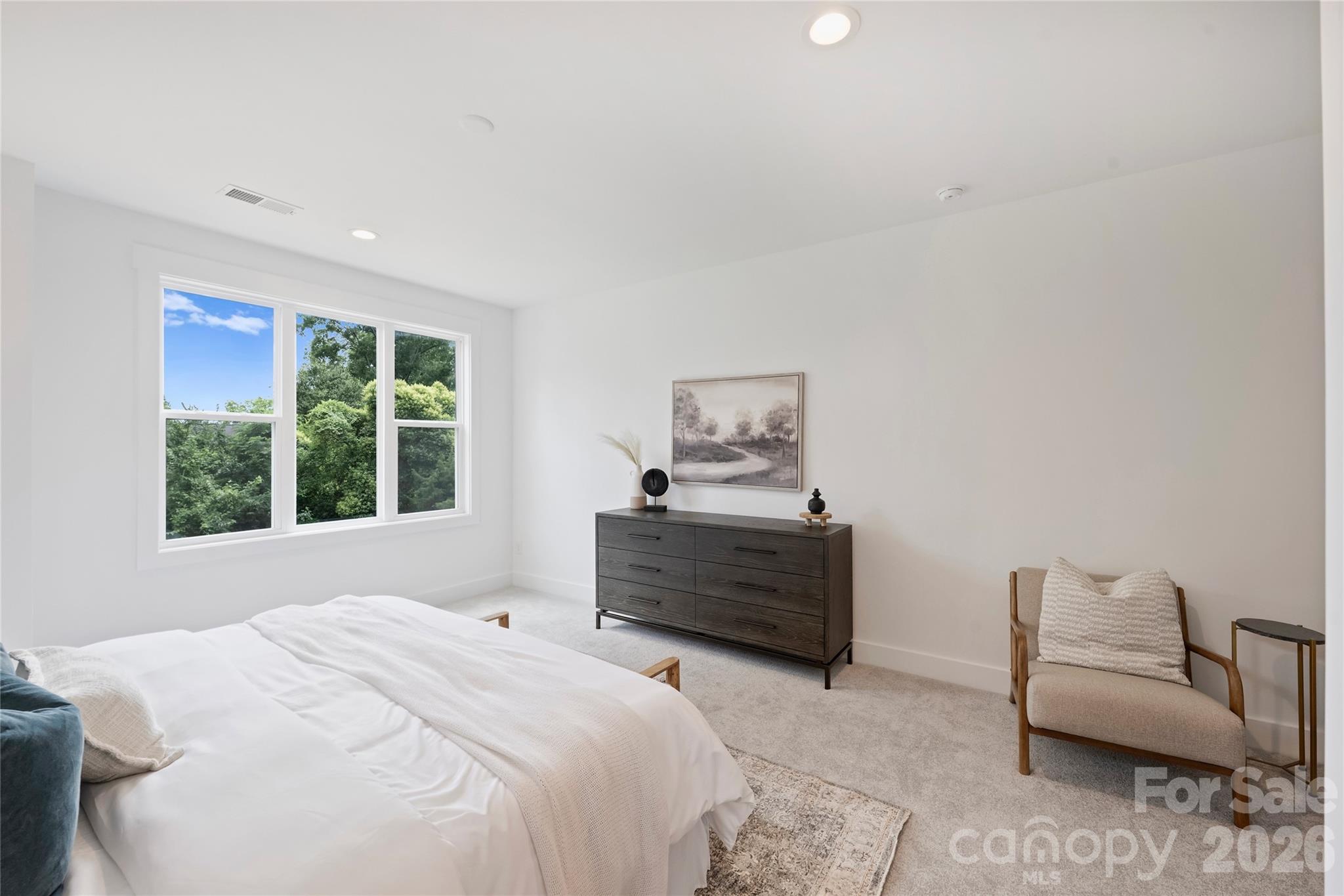 209 Coxe Avenue A Property Photo 9