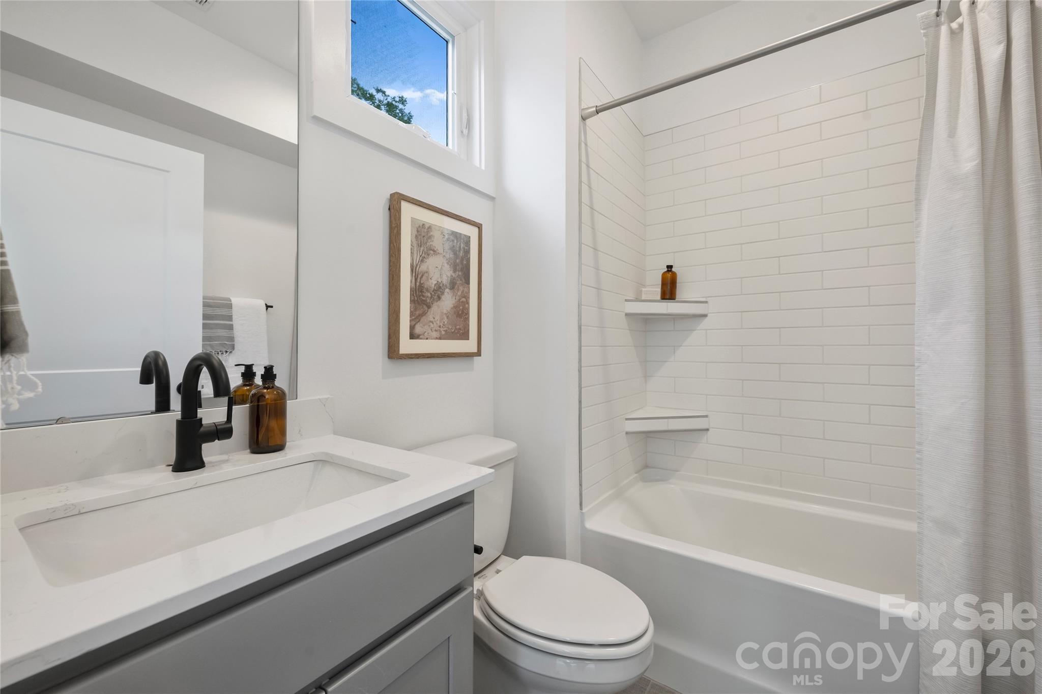 209 Coxe Avenue A Property Photo 13