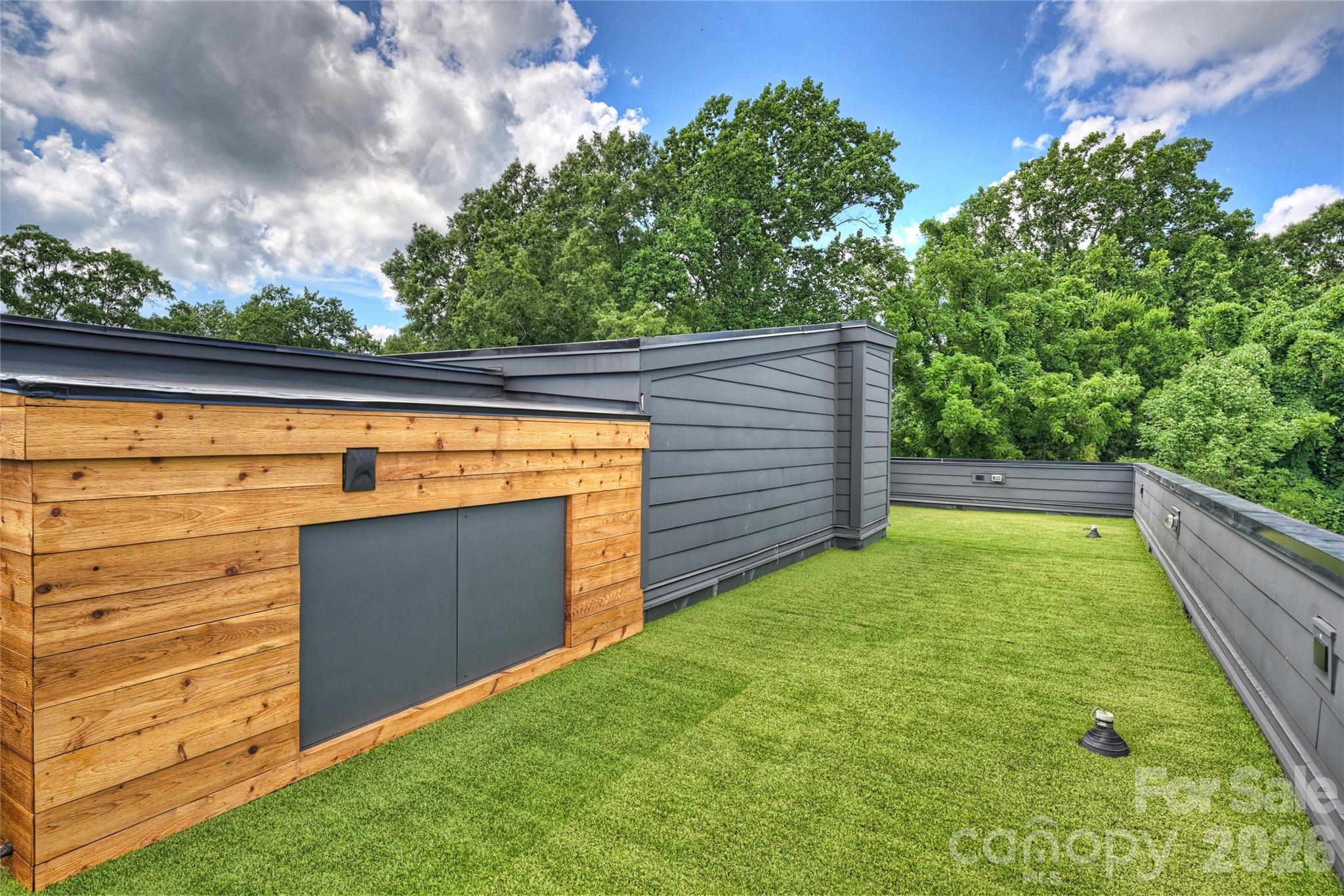 209 Coxe Avenue A Property Photo 19