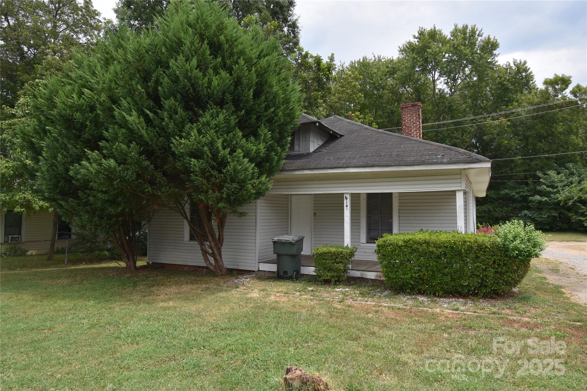 861 Old Charlotte Road Property Photo 1