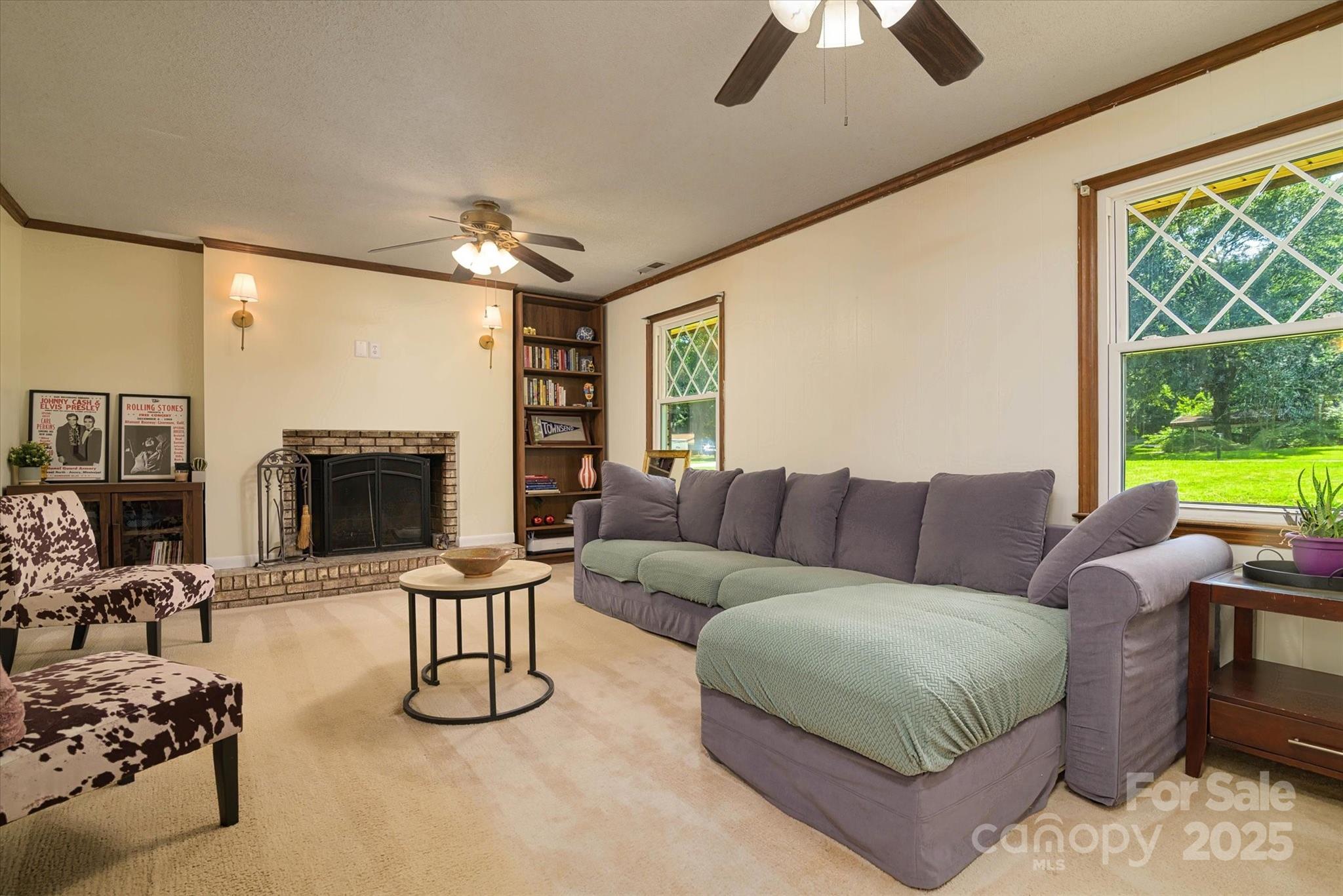 121 Pelham Lane Property Photo 11