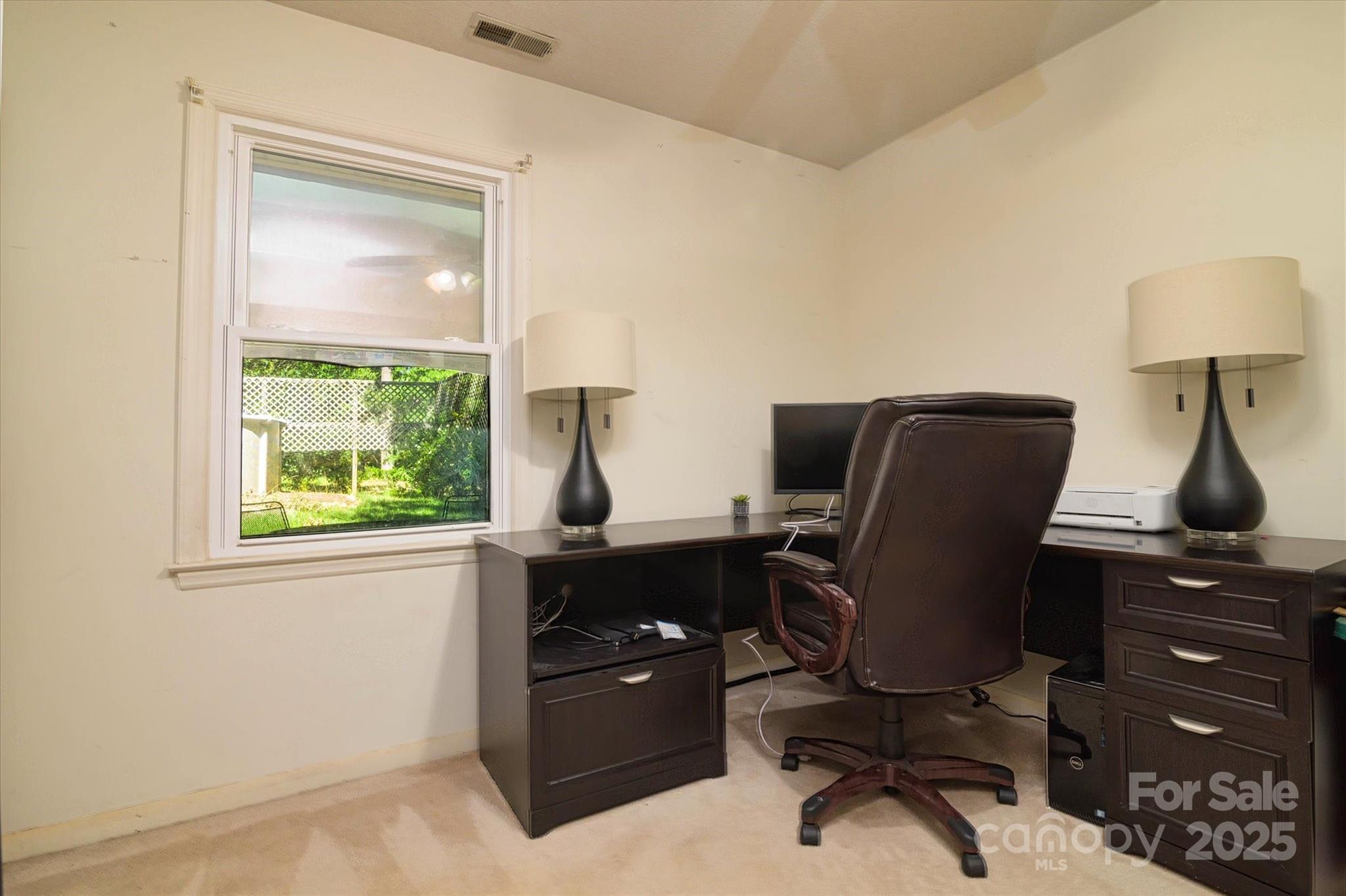 121 Pelham Lane Property Photo 15