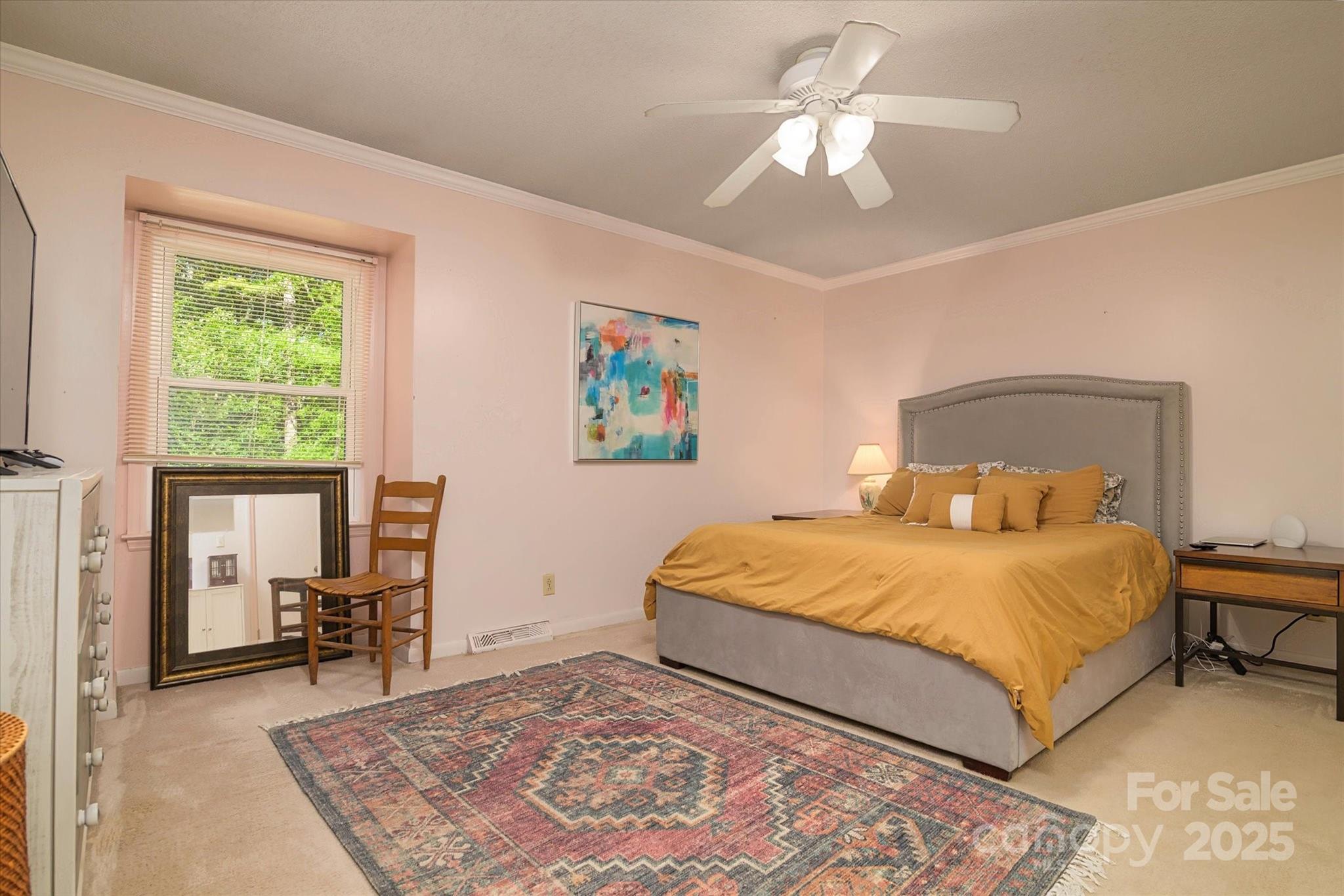 121 Pelham Lane Property Photo 17