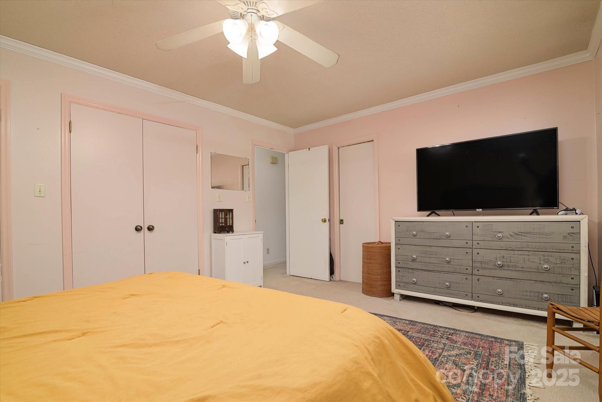 121 Pelham Lane Property Photo 19