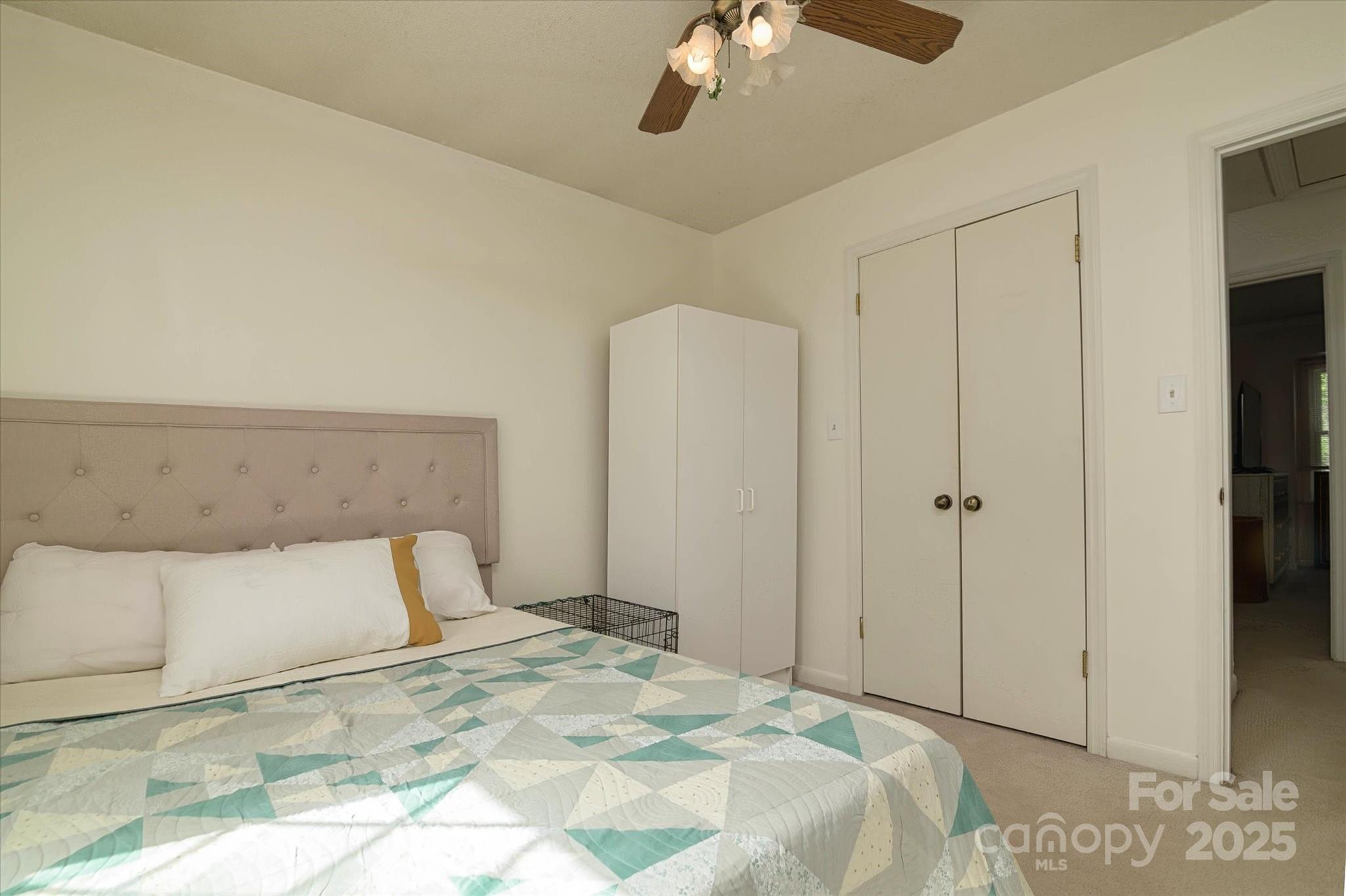 121 Pelham Lane Property Photo 23