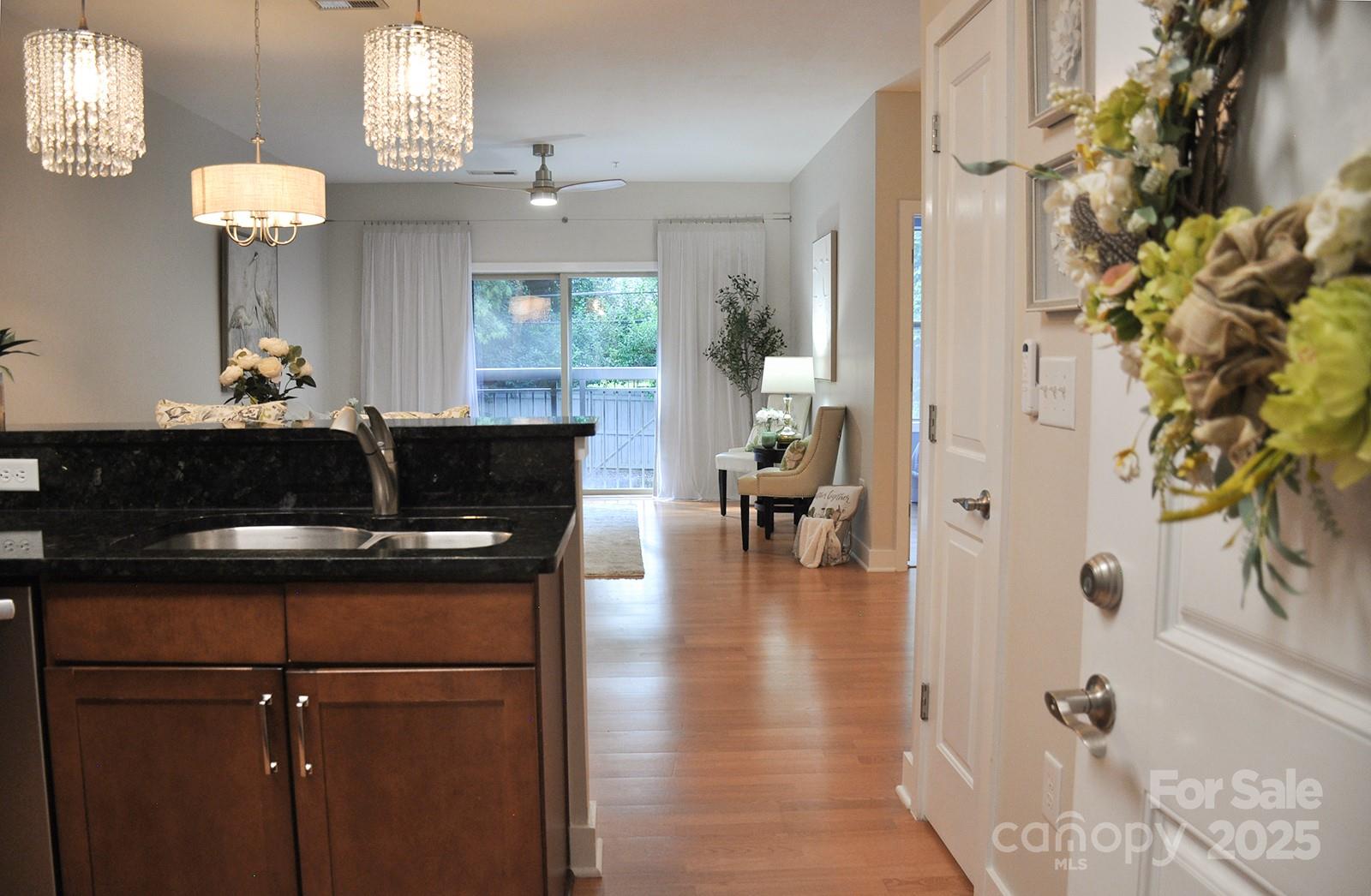 630 Calvert Street 1110 Property Photo 25