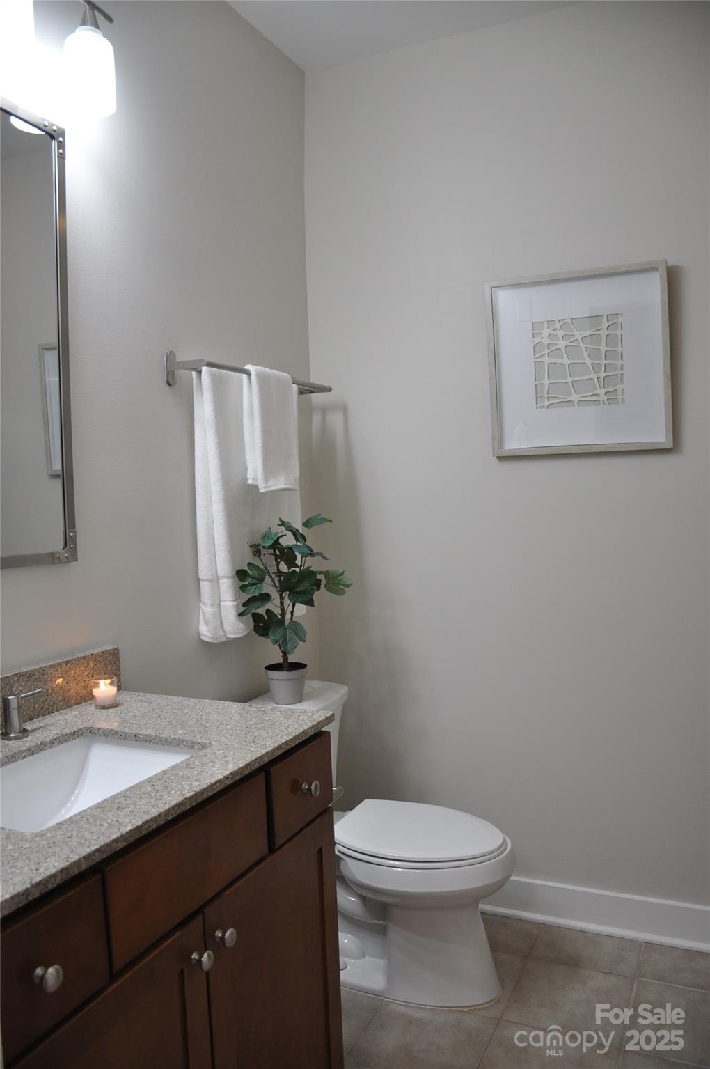 630 Calvert Street 1110 Property Photo 28