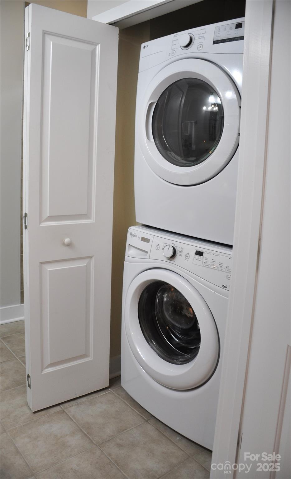 630 Calvert Street 1110 Property Photo 31