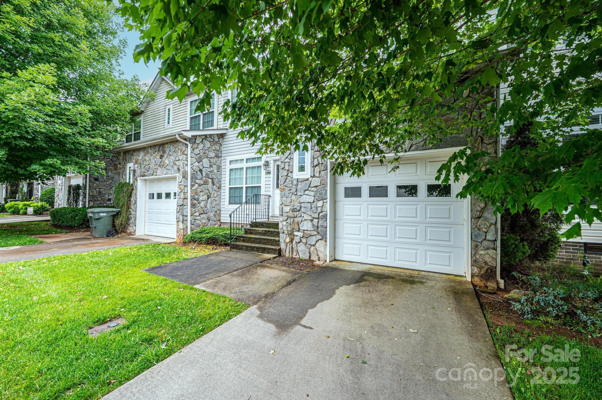 1492 Mulberry Ridge Drive Property Photo 1
