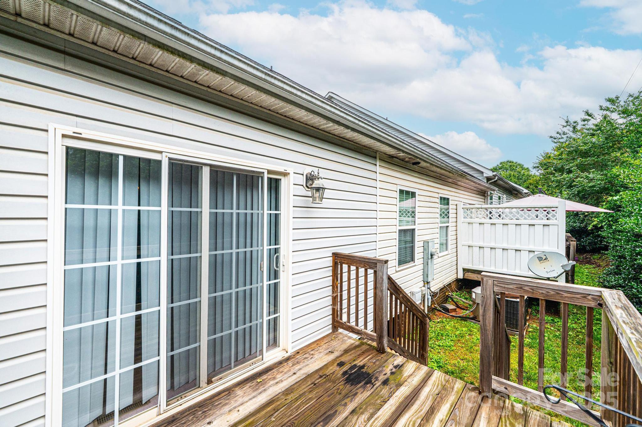 1492 Mulberry Ridge Drive Property Photo 15