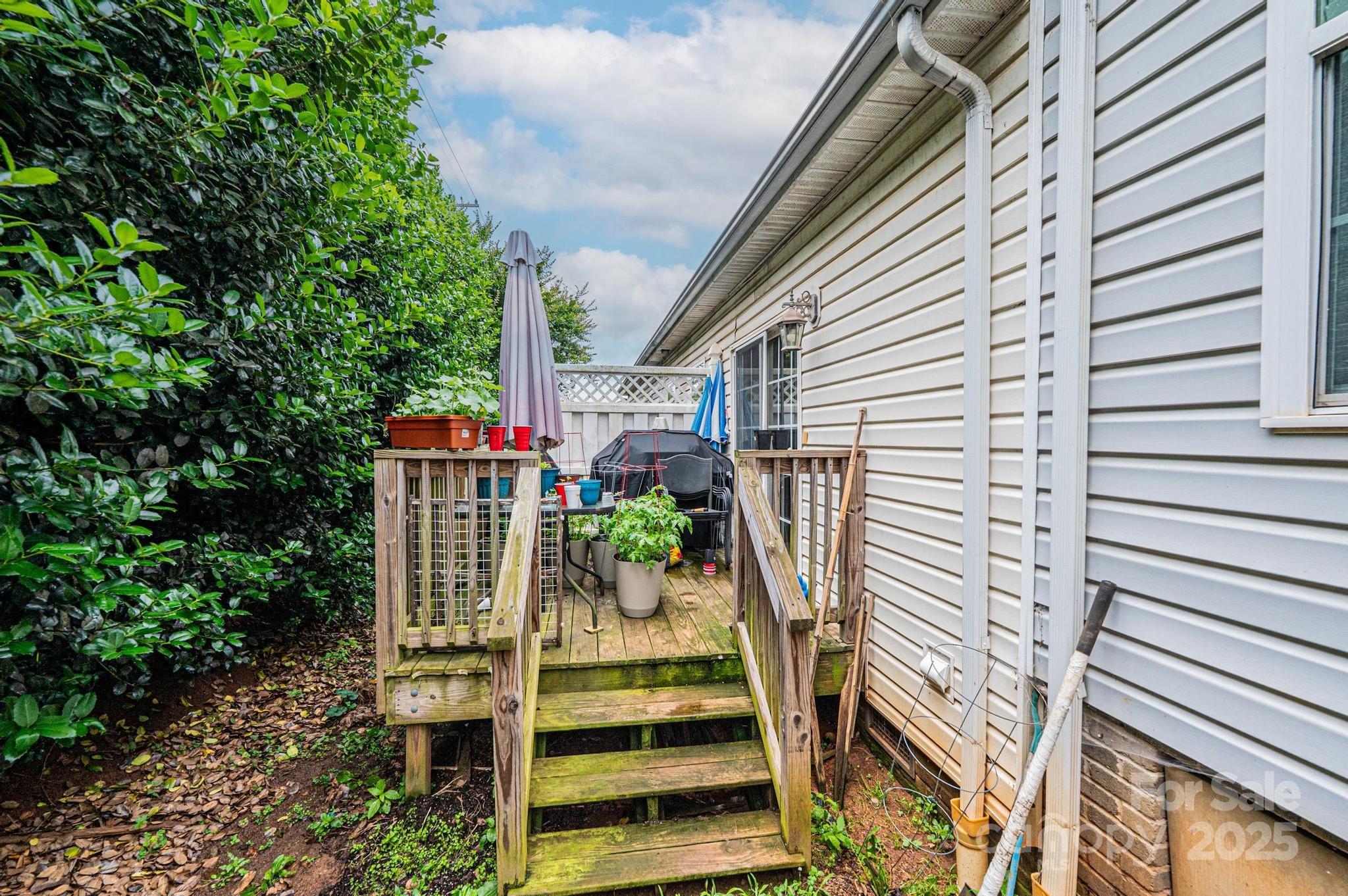 1492 Mulberry Ridge Drive Property Photo 17
