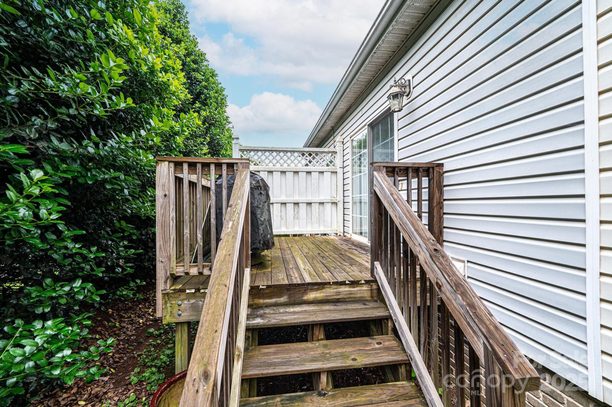 1492 Mulberry Ridge Drive Property Photo 18