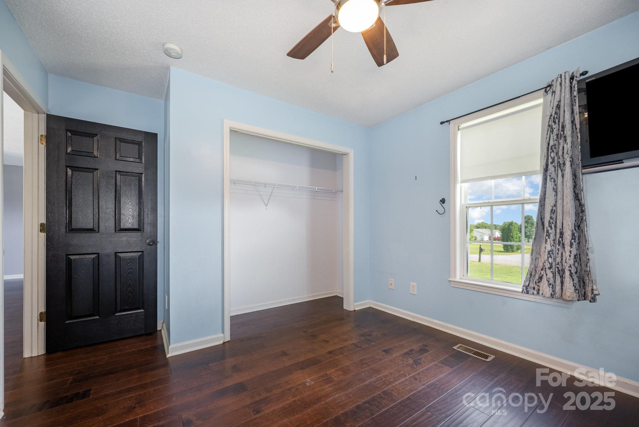 2070 Rocketts Way Property Photo 13