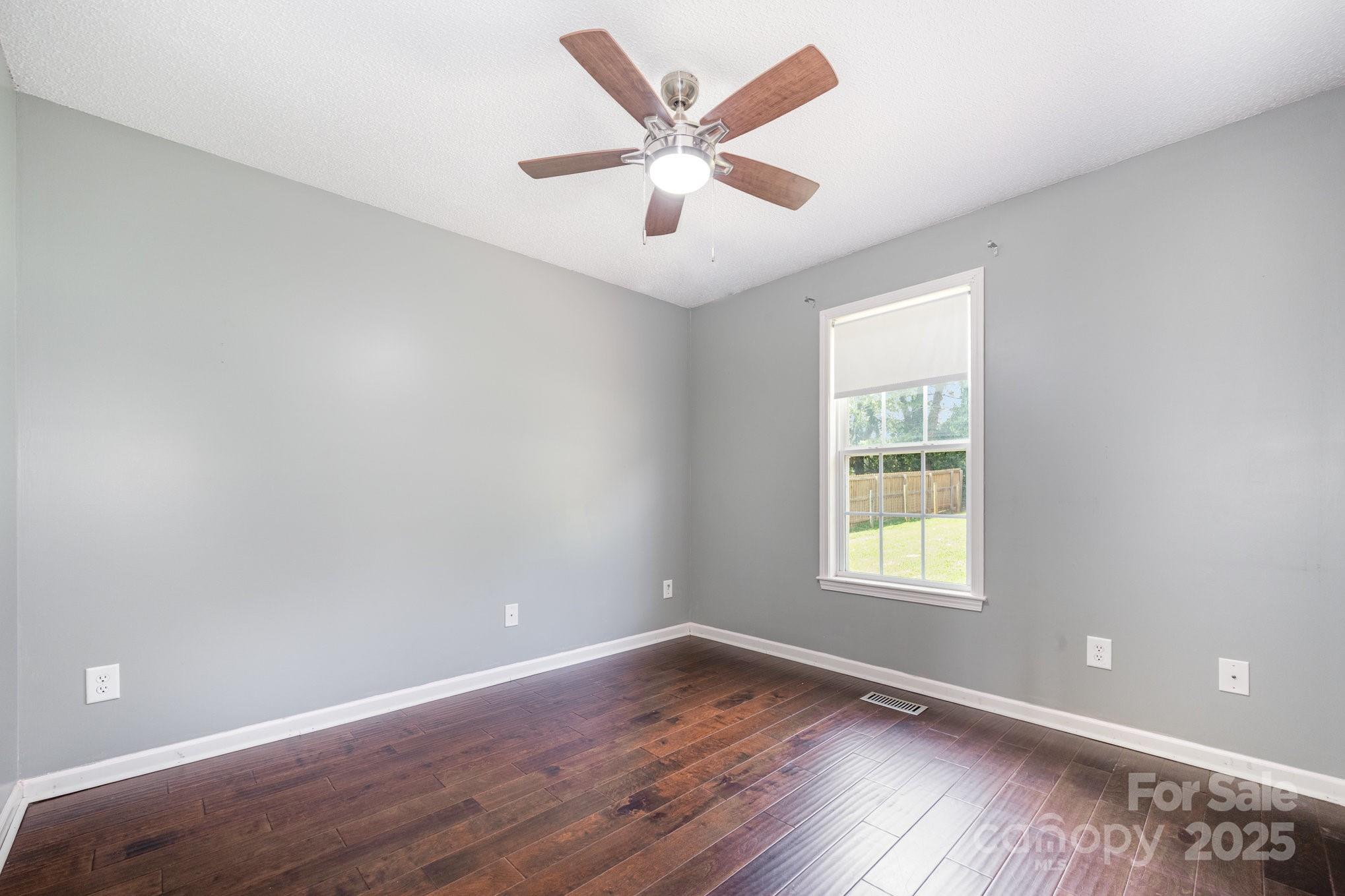 2070 Rocketts Way Property Photo 15