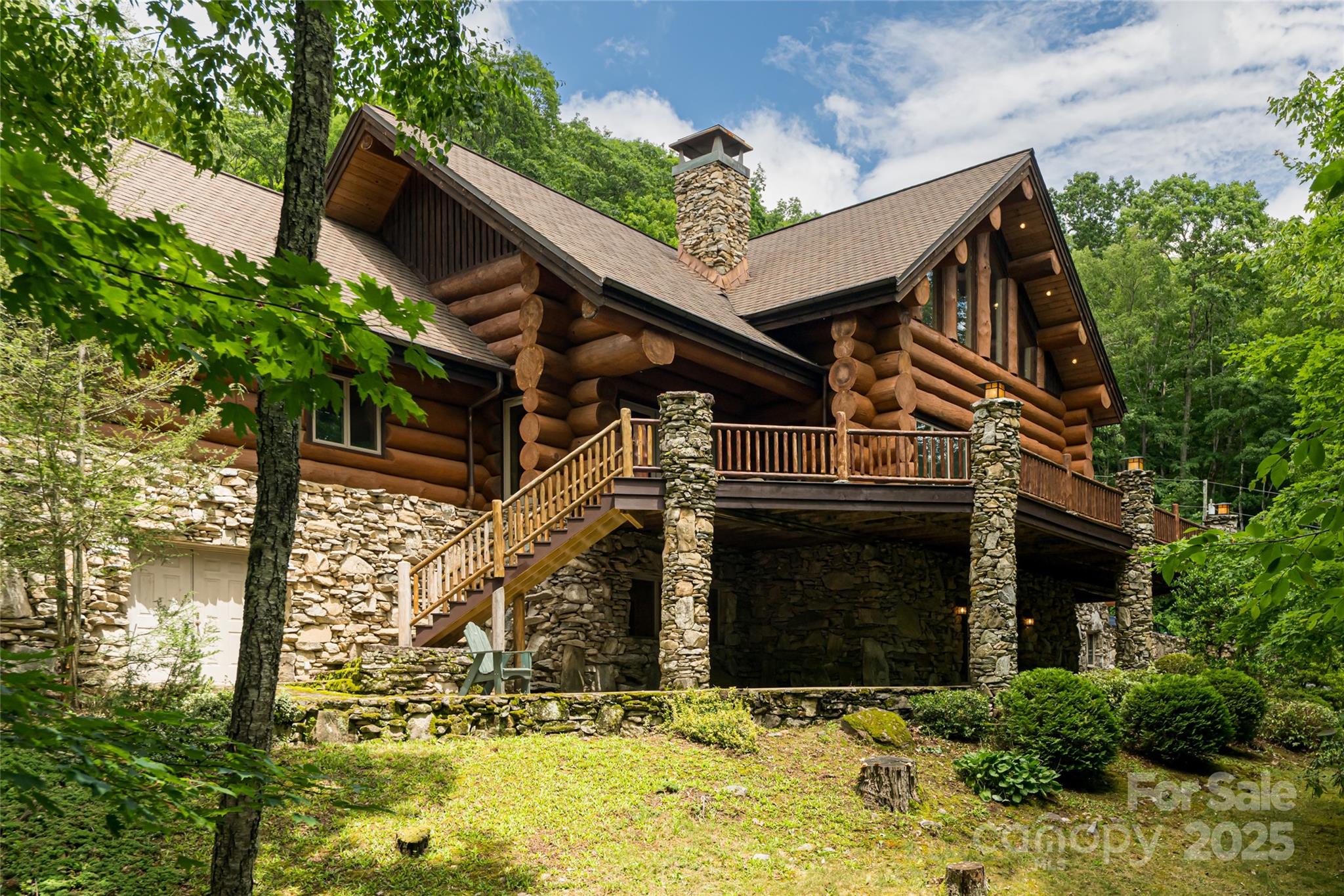 303 Flying Hawk Trail Property Photo 6