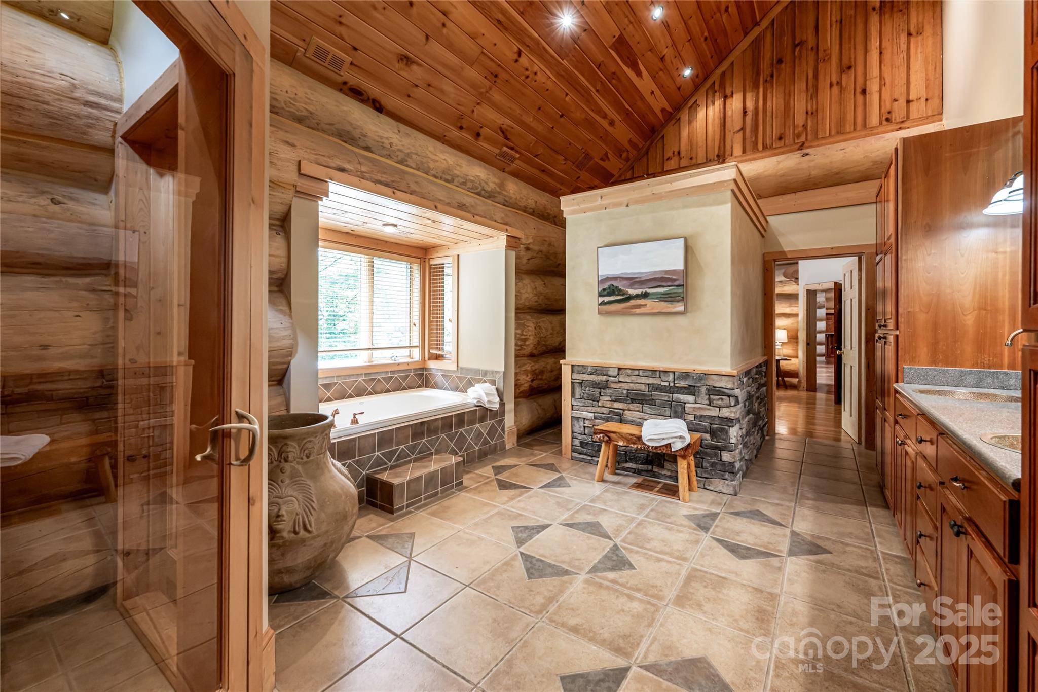303 Flying Hawk Trail Property Photo 25