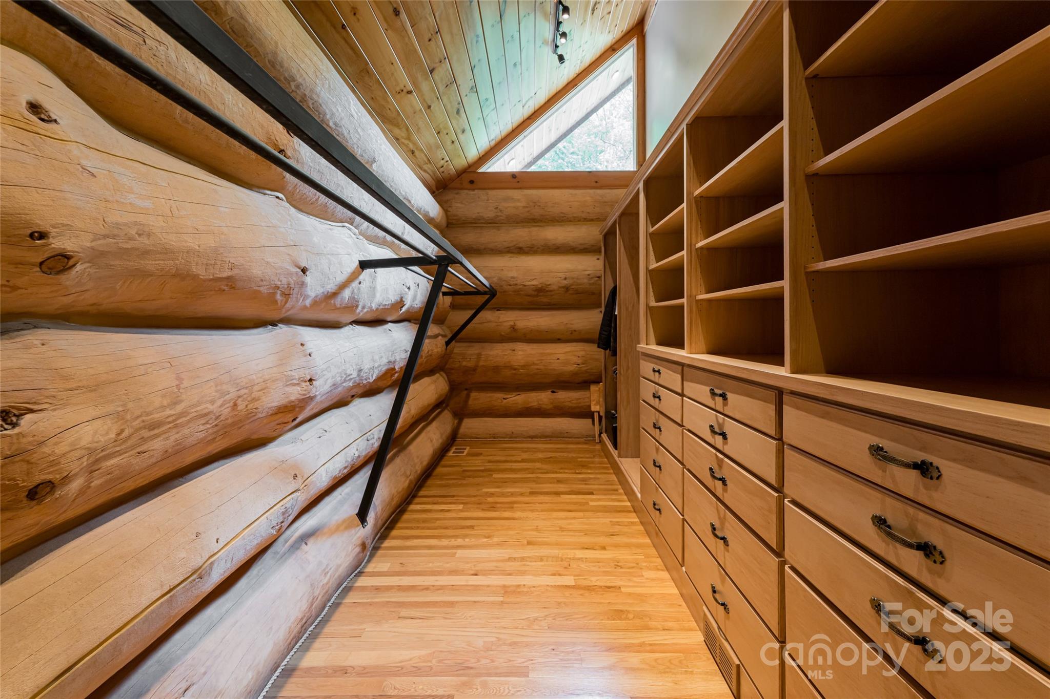 303 Flying Hawk Trail Property Photo 26