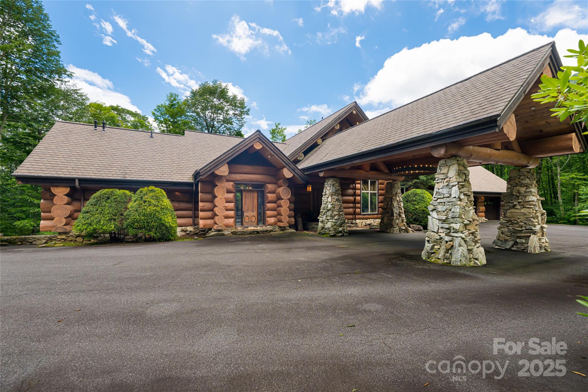 303 Flying Hawk Trail Property Photo 40