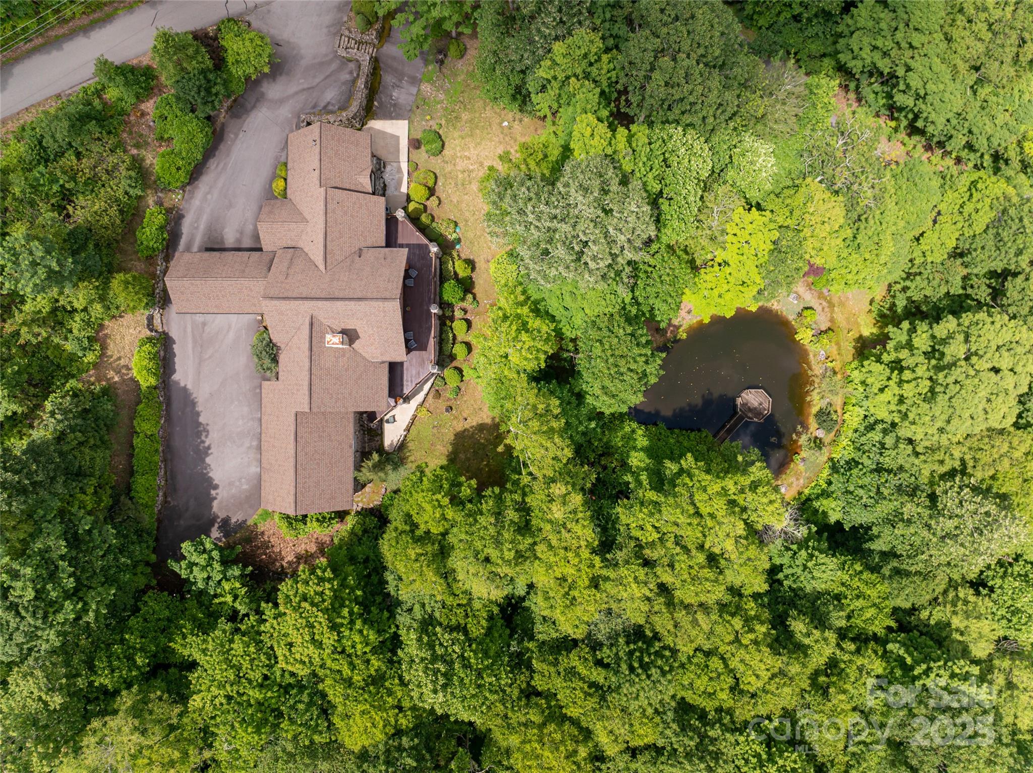 303 Flying Hawk Trail Property Photo 47