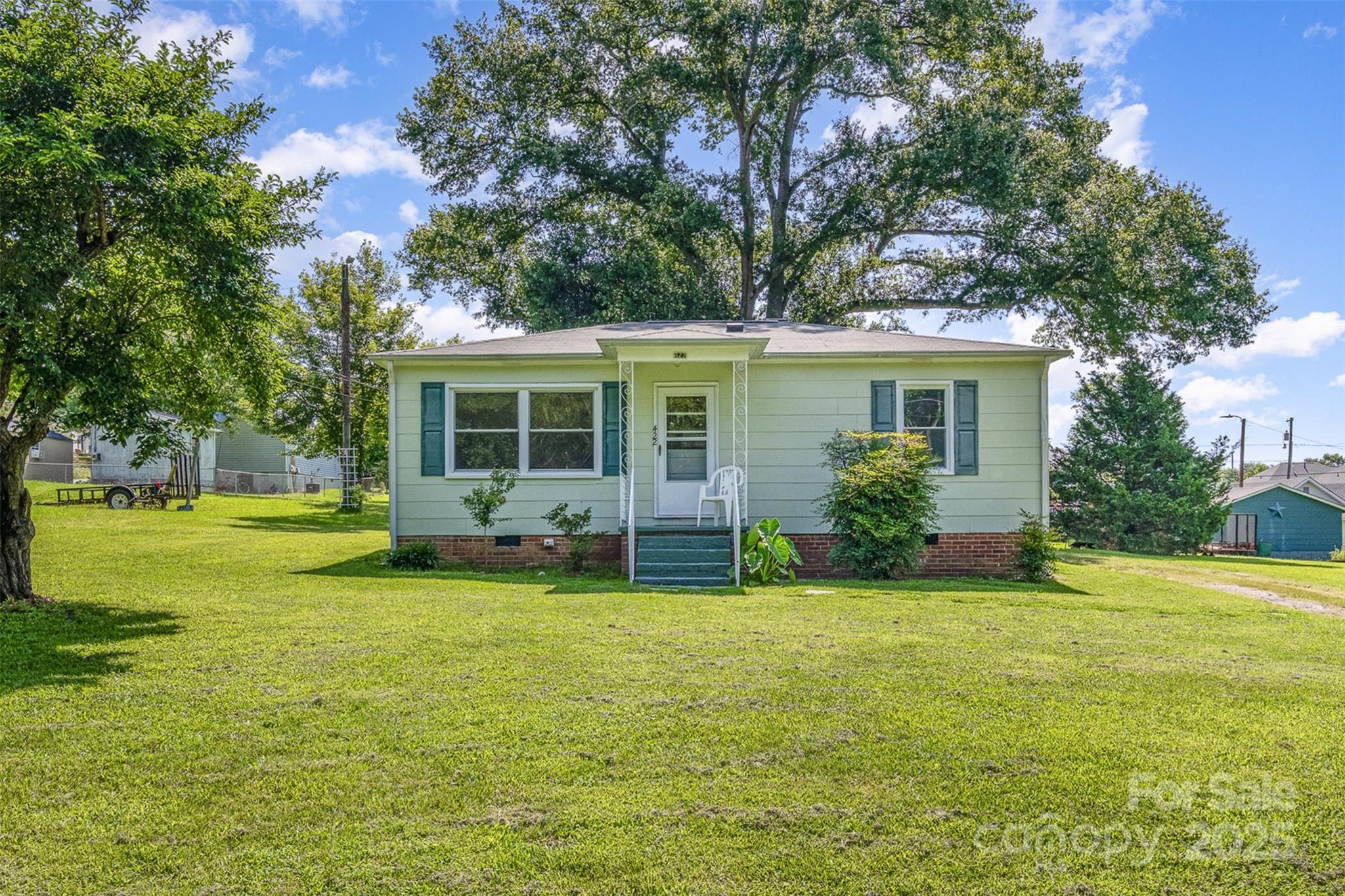 422 Wilson Street Property Photo 4