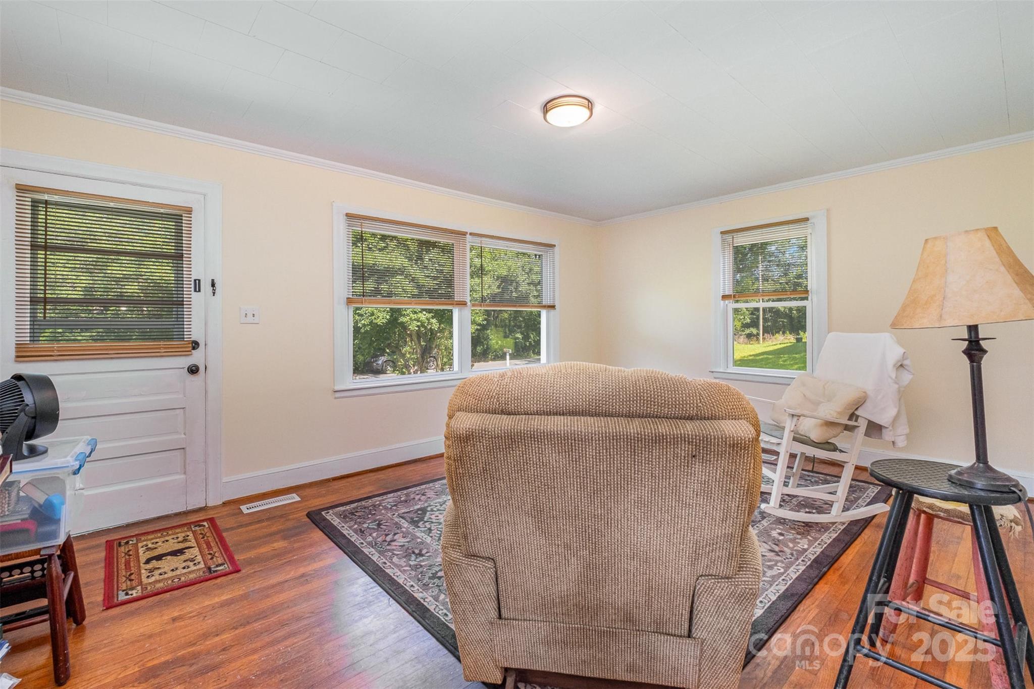 422 Wilson Street Property Photo 6