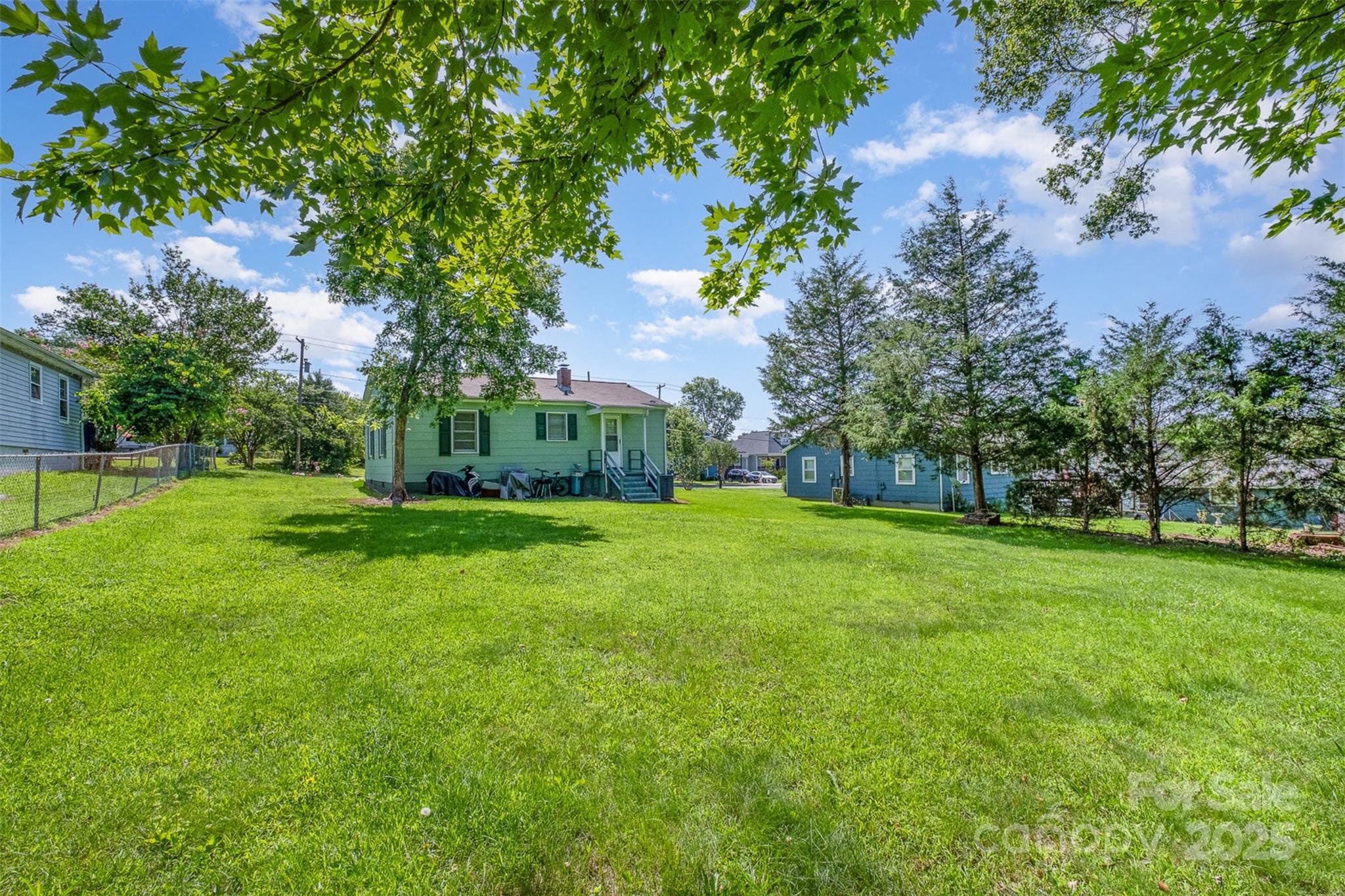422 Wilson Street Property Photo 35