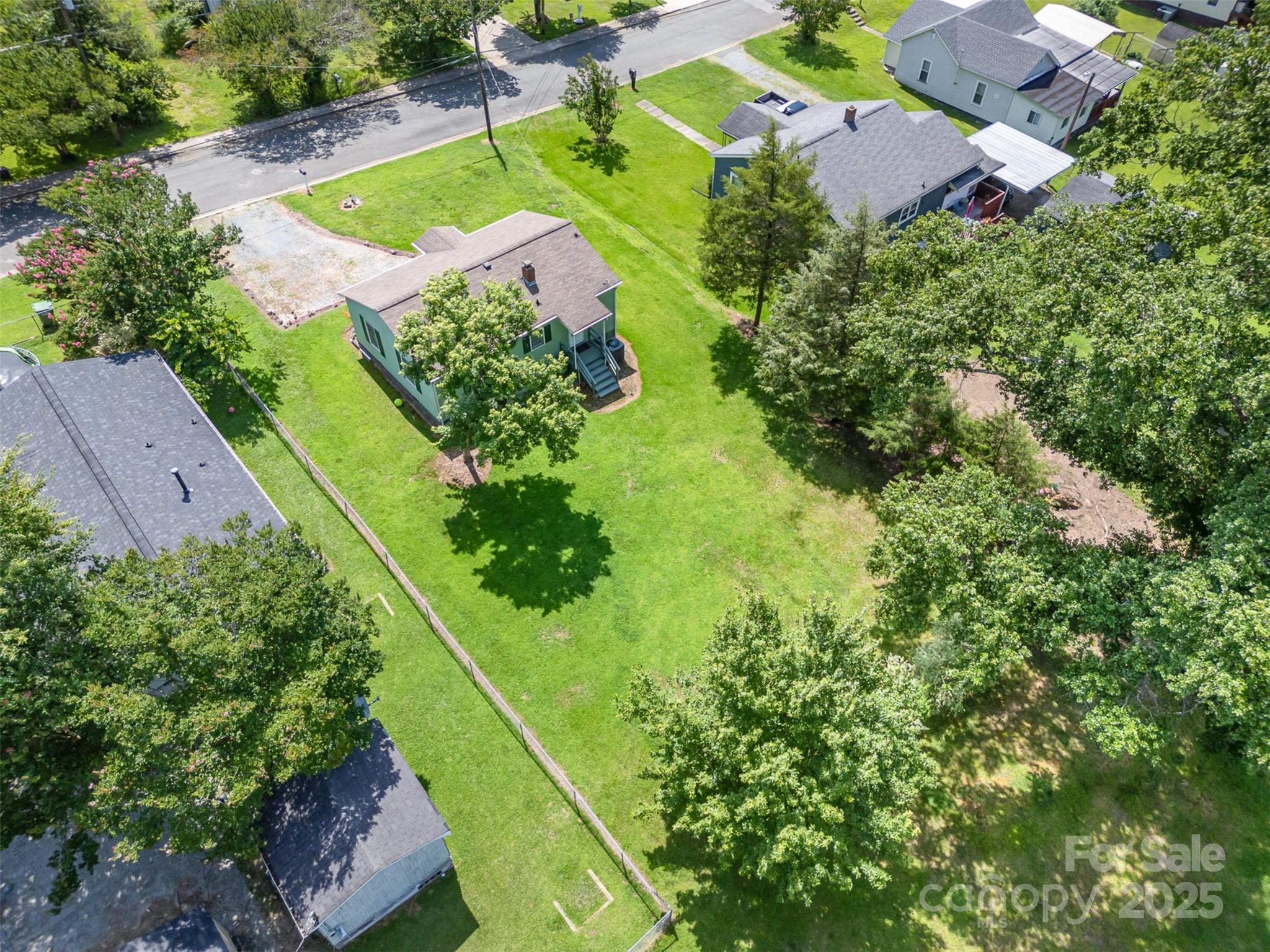 422 Wilson Street Property Photo 40