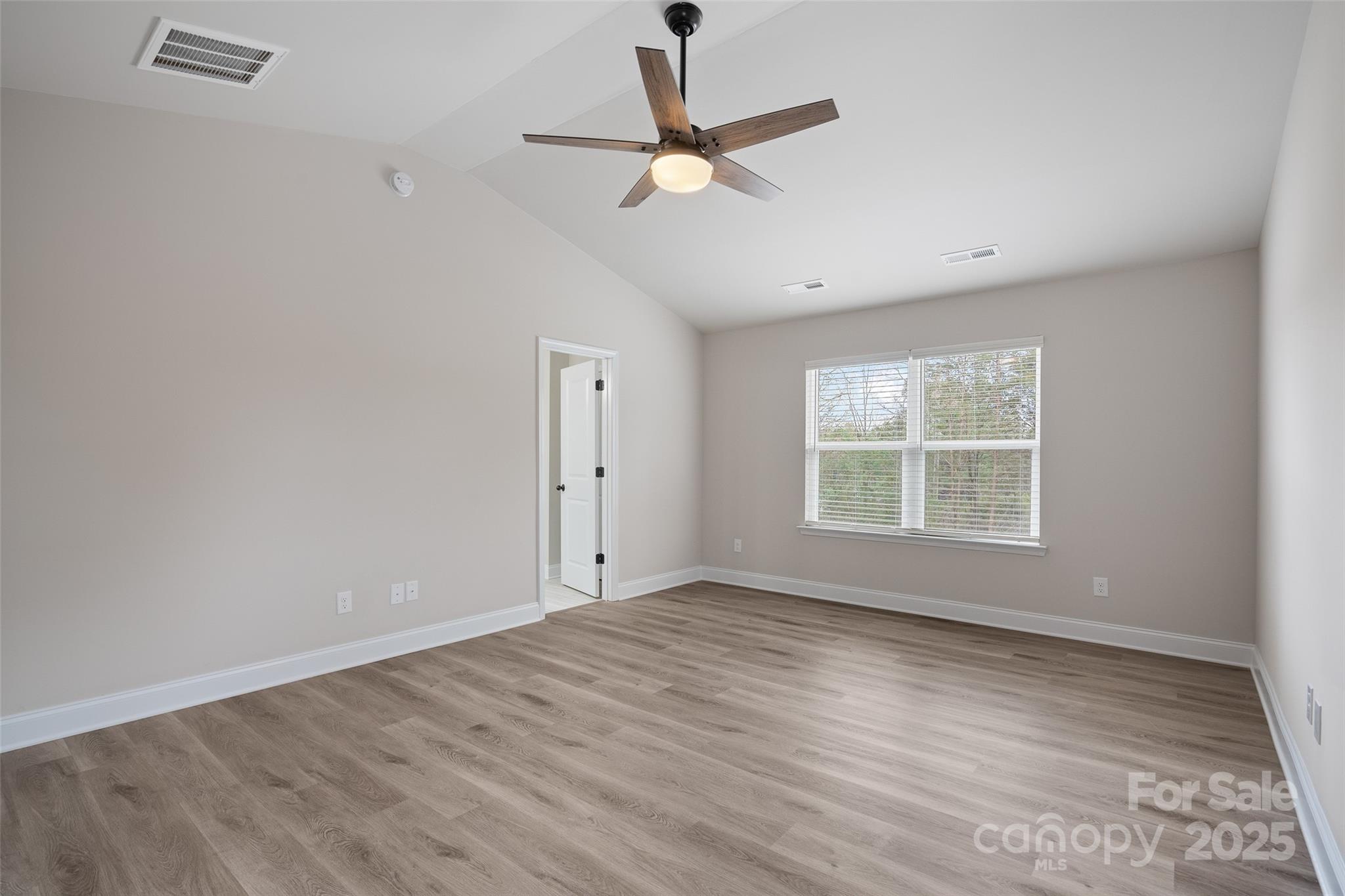 6708 W Sugar Creek Road Property Photo 6