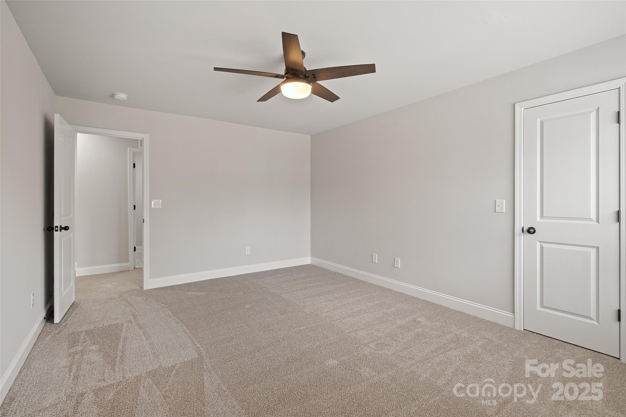 6708 W Sugar Creek Road Property Photo 11