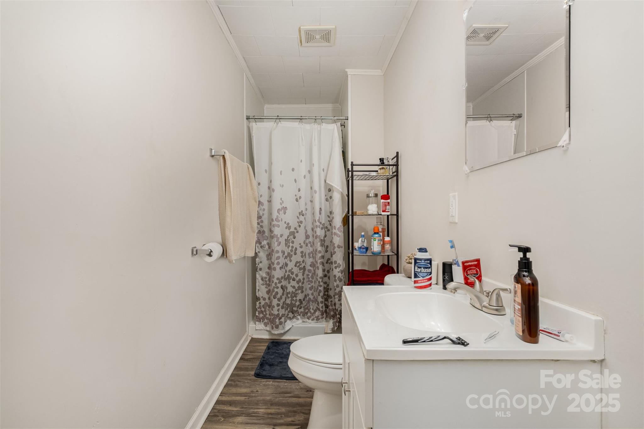 2312 Tate Street Property Photo 16