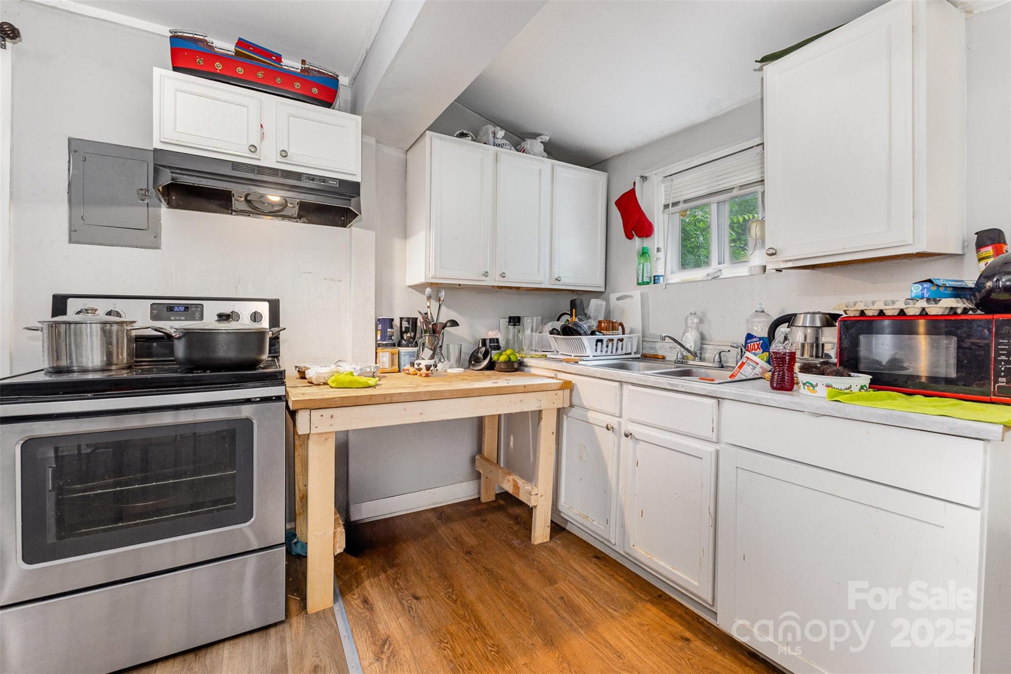 2312 Tate Street Property Photo 26